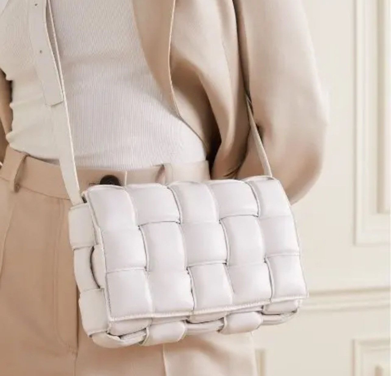 Bottega Veneta Bottega Veneta The Cassette Padded Leather Crossbody Bag Size ONE SIZE - 3 Thumbnail