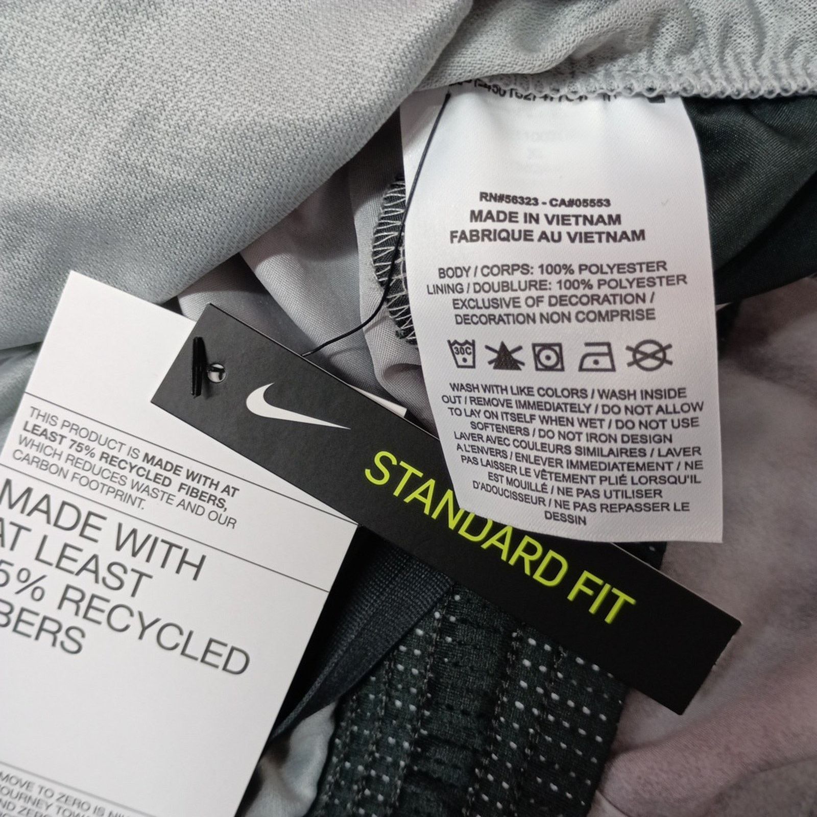 Nike Nike Women's Icon Clash Running Shorts Gray Size XL New Size 36" / US 14 / IT 50 - 4 Thumbnail