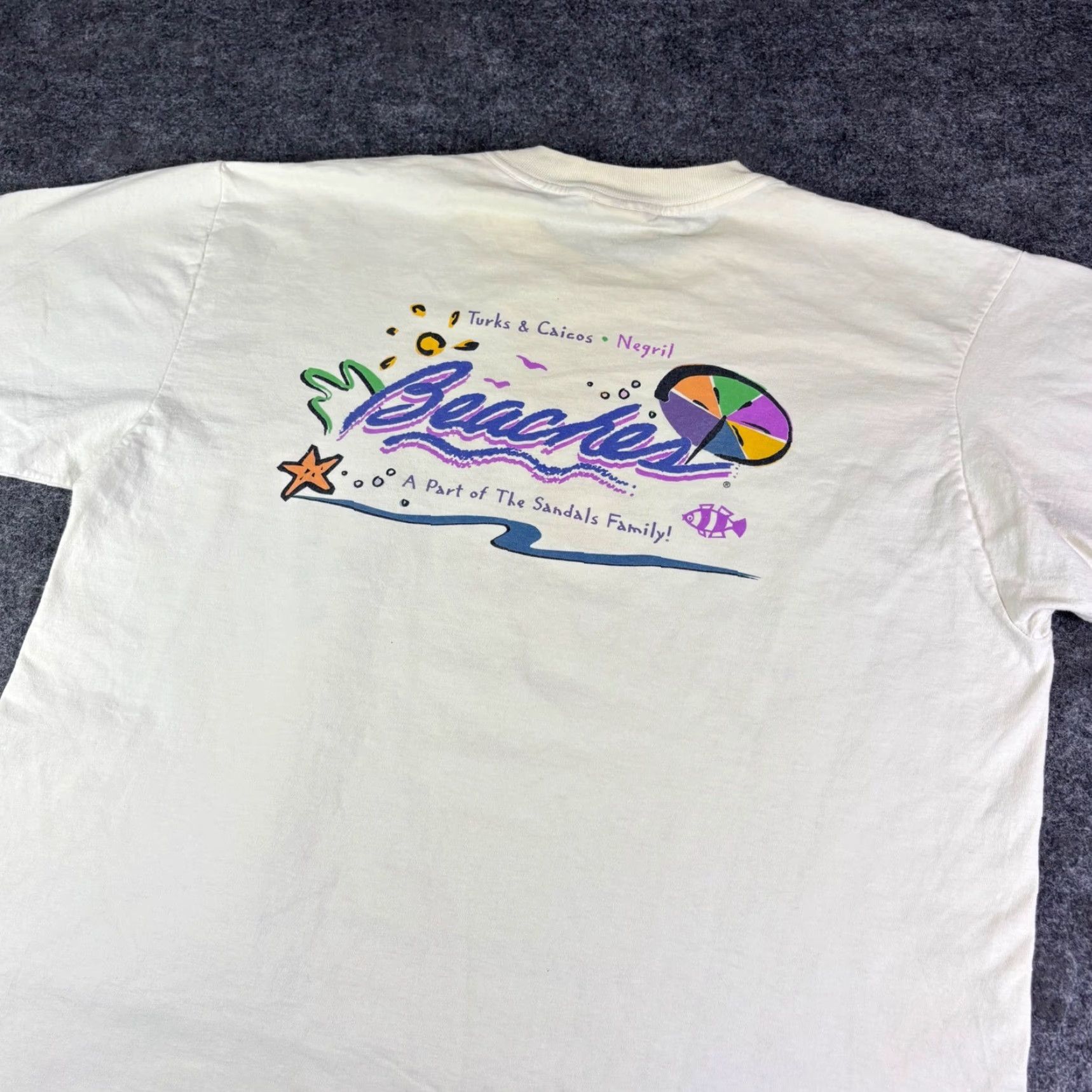 Vintage VINTAGE Miro Classics Graphic Tee Shirt Men XL White 1990s Caribbean Beaches Resort Sandals T Shirt Short Sleeve Size US XL / EU 56 / 4 - 7 Thumbnail