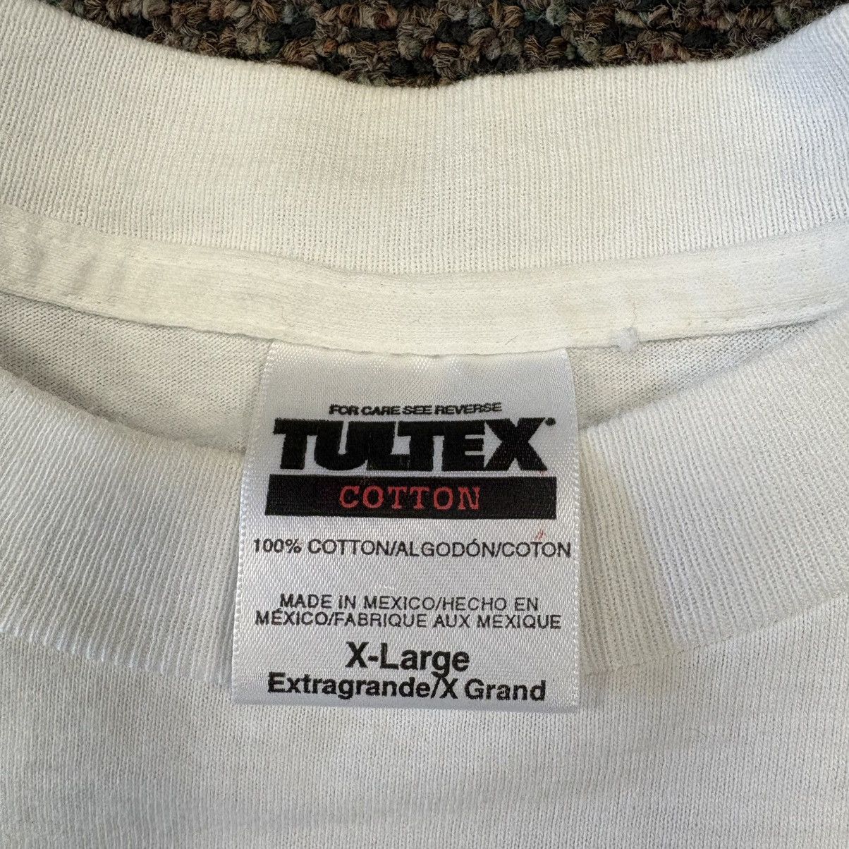 Tultex Vintage UCONN Huskies 1999 Final Four T-shirt Size XL Size US XL / EU 56 / 4 - 5 Thumbnail