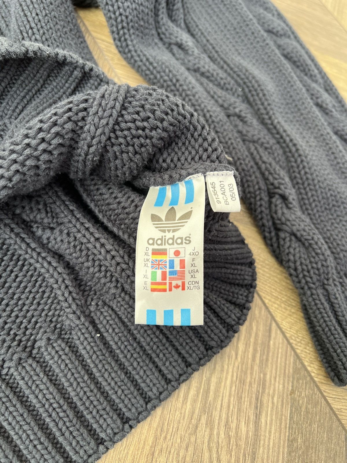 Adidas Vintage Adidas Cable Knit Sweater Navy V-Neck Logo Retro Size US XL / EU 56 / 4 - 11 Thumbnail