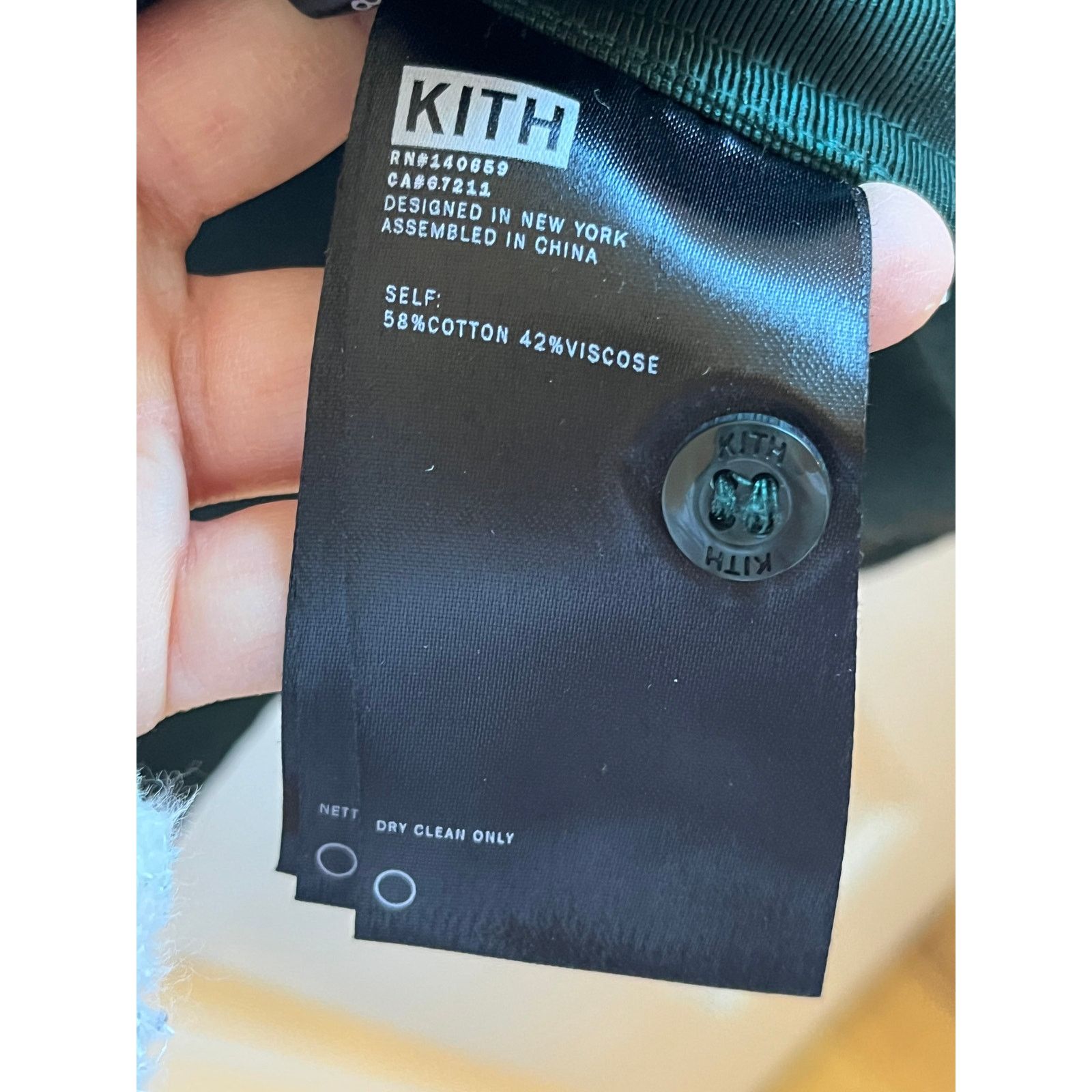 Kith KITH Monogram Logo Shirt | Dark Green Cotton Blend | Medium Size US M / EU 48-50 / 2 - 6 Thumbnail
