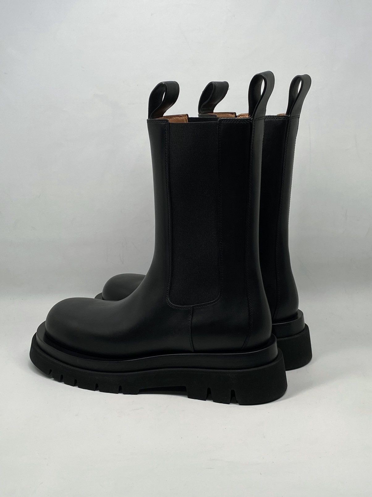 Bottega Veneta Bottega Veneta Lug Sole Leather Boots size 39.5 Size US 9.5 / IT 39.5 - 8 Thumbnail