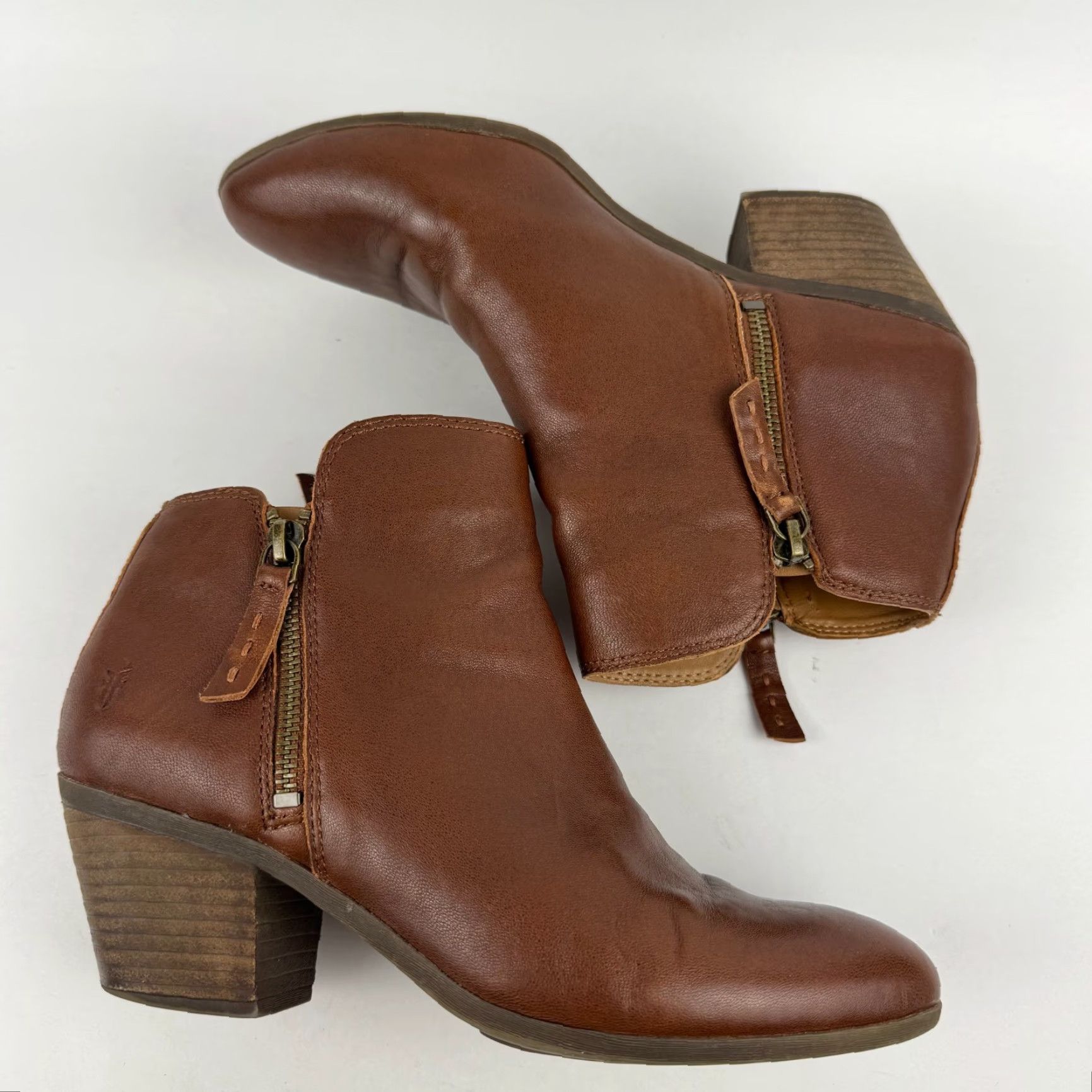 Frye FRYE Judith Double Zip Womens 7.5 Brown Leather Ankle Boots Booties Western Casual Winter Fall Spring Shoes Size US 8 / IT 38 - 2 Thumbnail