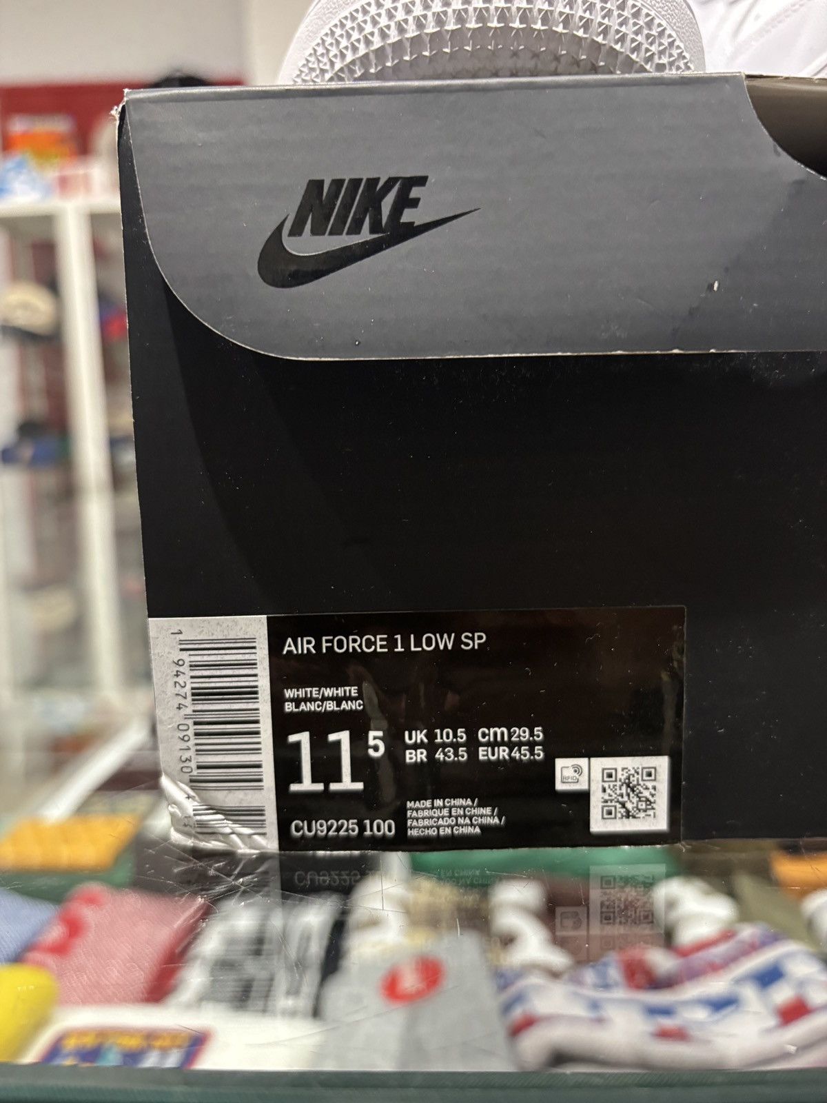 Nike × Supreme Nike Air Force 1 Low Supreme White Size: 11.5 Size US 11.5 / EU 44-45 - 7 Thumbnail
