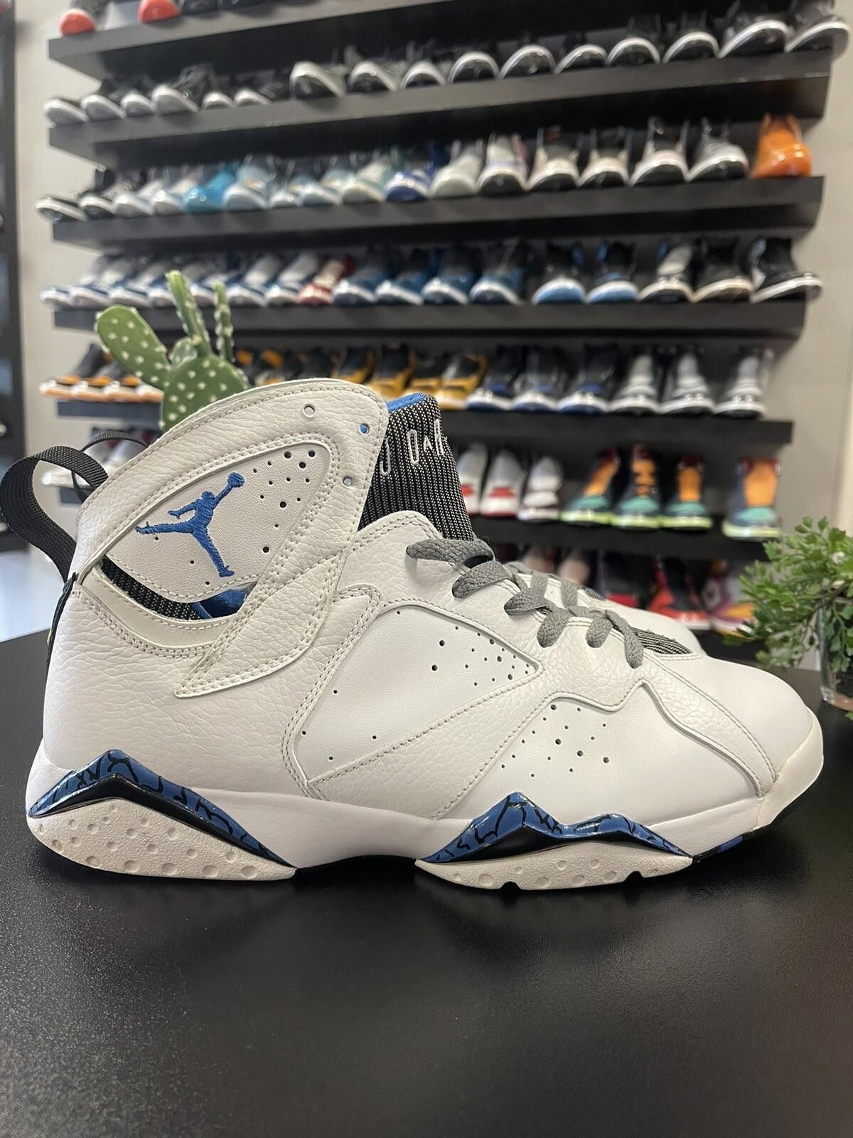 Jordan Brand Size 10.5 - Jordan 7 Retro DMP Orlando Magic White/Blue 2009 Size US 10.5 / EU 43-44 - 3 Thumbnail