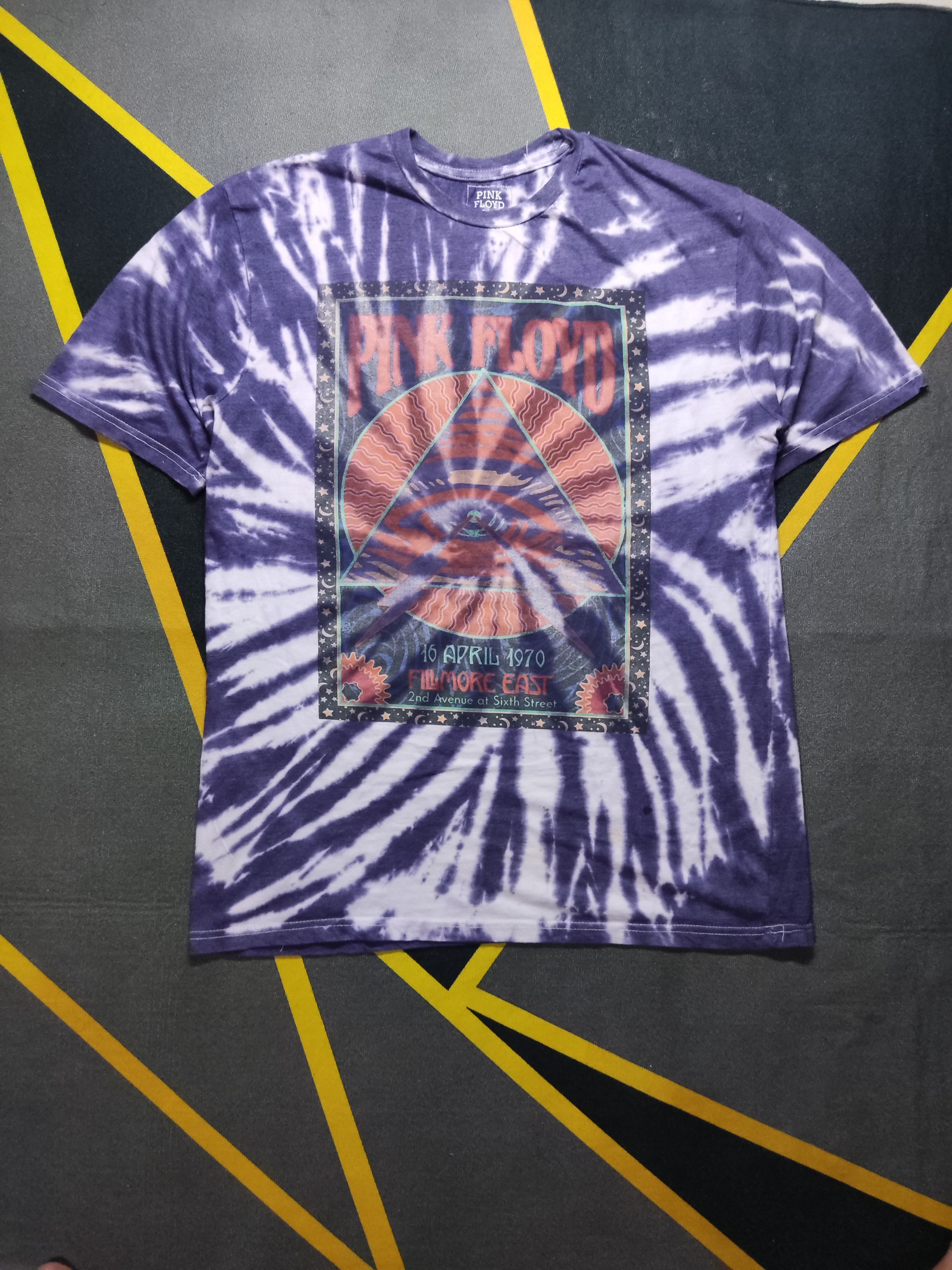 Pink Floyd Eye Lightning Tie Dye