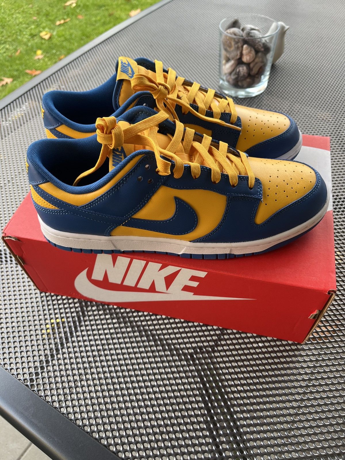 Nike Nike dunk low ucla Size US 10 / EU 43 - 8 Thumbnail