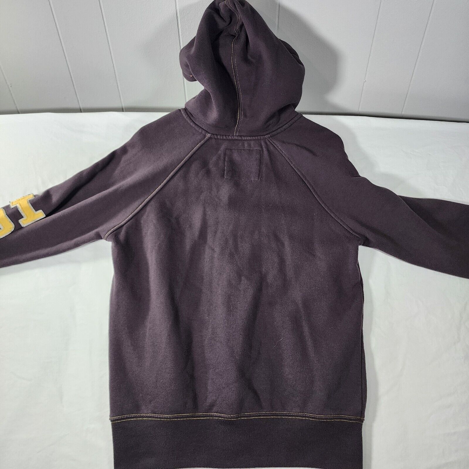 Colosseum Athletics Iowa Hawkeyes Hooded Sweatshirt, Colosseum Athletics Small Size US S / EU 44-46 / 1 - 2 Thumbnail