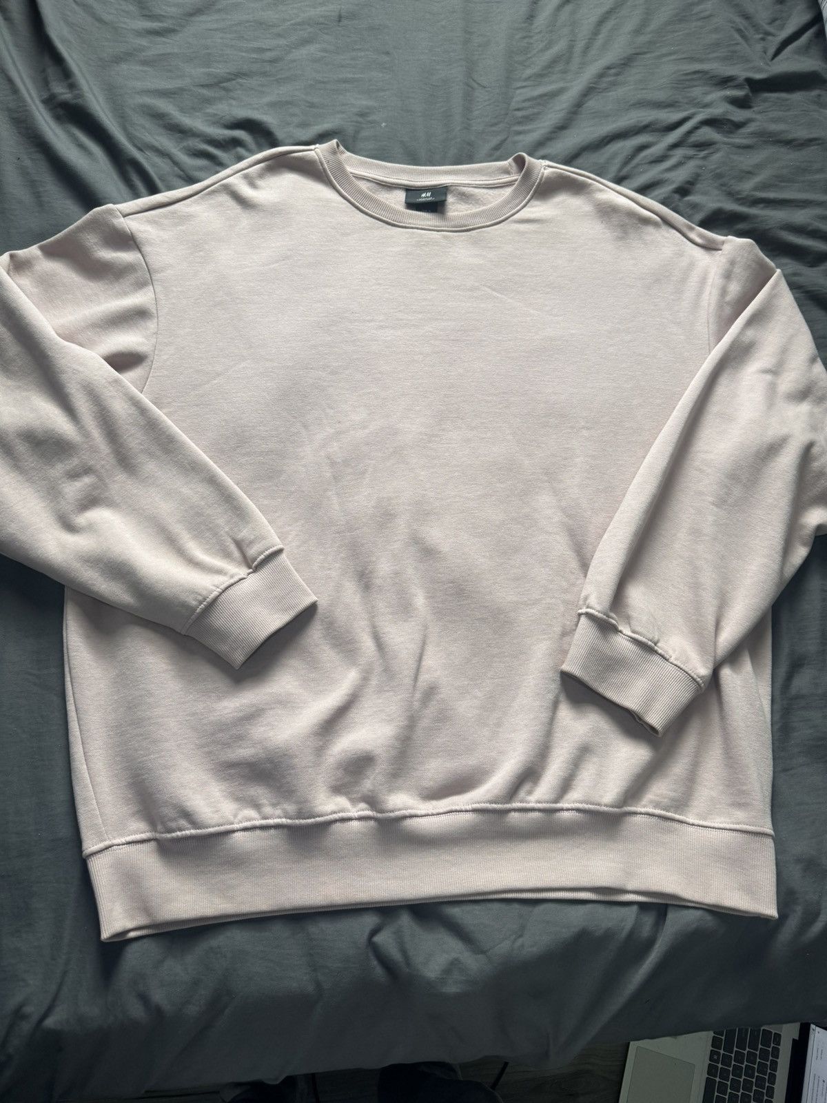 H&M H&M Loose Fit Crewneck Sweatshirt Dusty Rose Size US XL / EU 56 / 4 - 1 Thumbnail