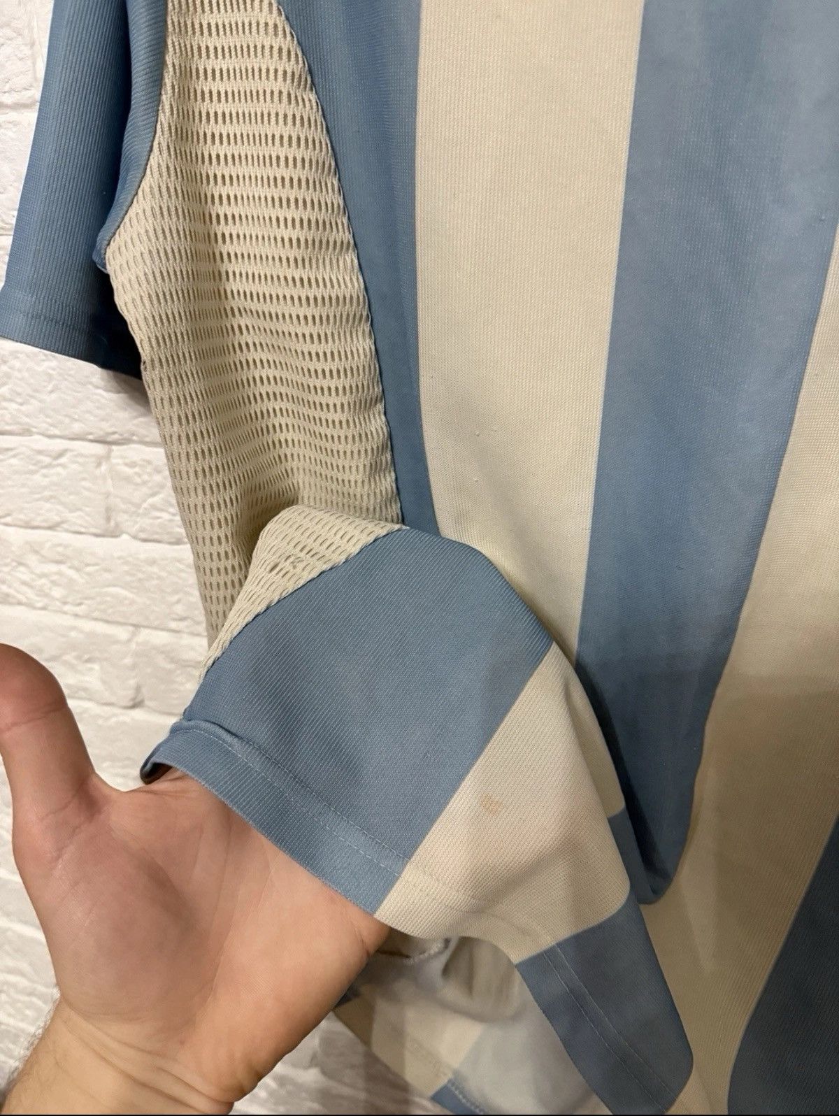 Adidas Vintage Adidas Argentina 20/04 Jersey Home Football Shirt Size US L / EU 52-54 / 3 - 5 Thumbnail