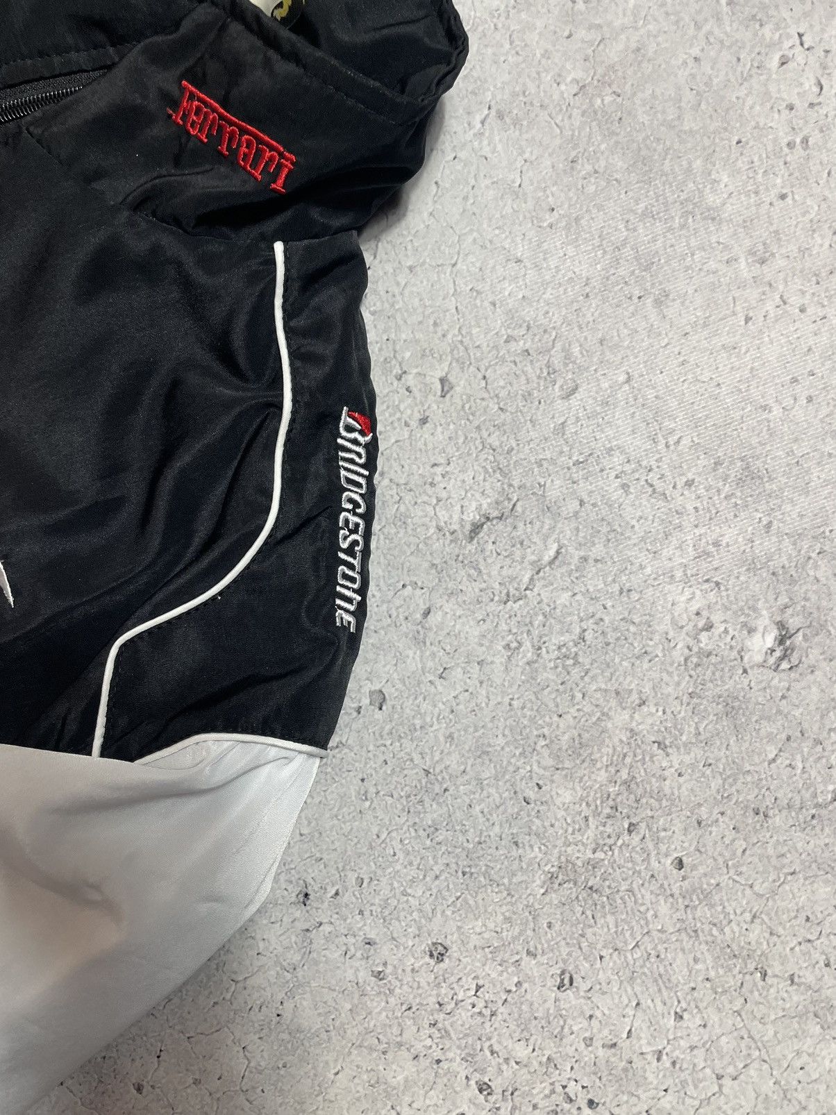 Ferrari Vintage Ferrari F1 Racing Jacket Hype Rare Big Logo Marlboro Size US L / EU 52-54 / 3 - 7 Thumbnail
