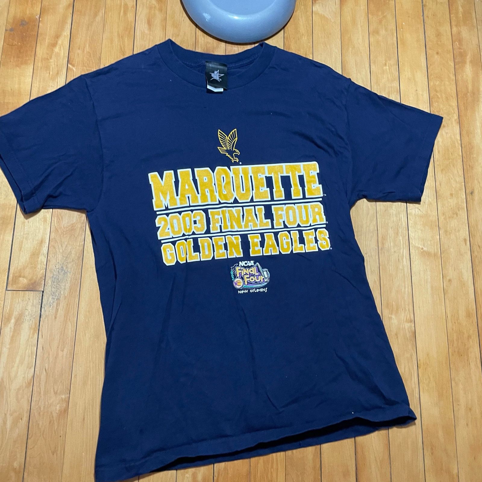 Vintage 2003 Marquette Golden Eagles Milwaukee Final Four Shirt L Size US L / EU 52-54 / 3 - 3 Thumbnail