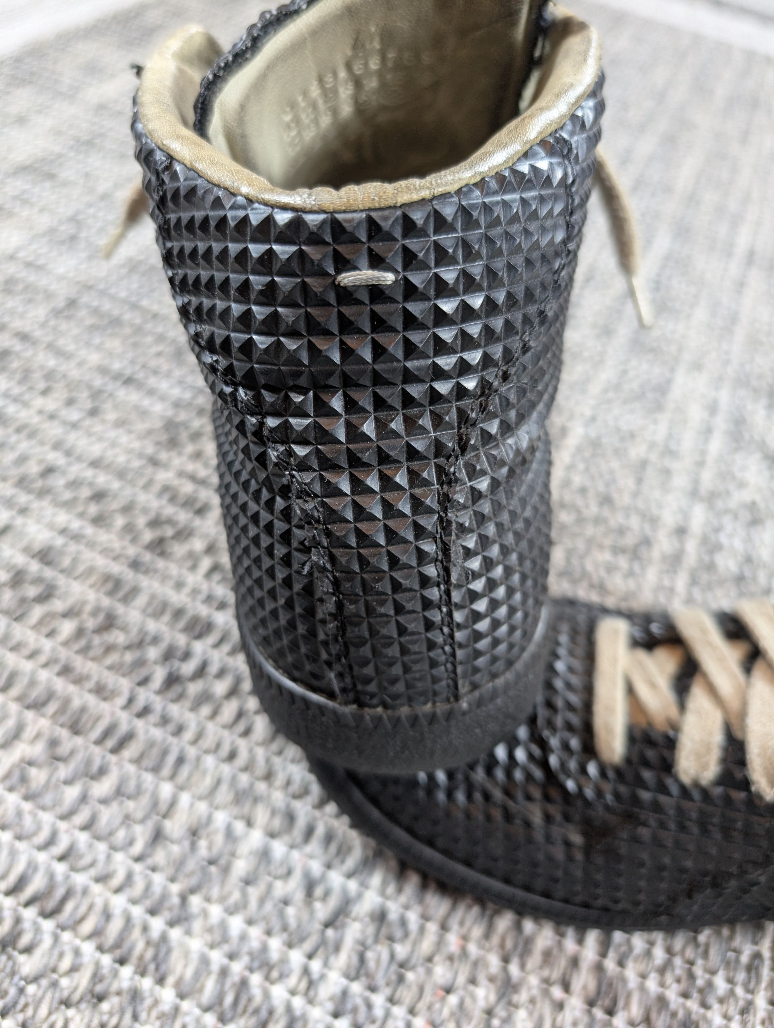 Maison Margiela Maison Margiela Studded Pyramid Gat High Top Sneakers Size US 11 / EU 44 - 10 Thumbnail