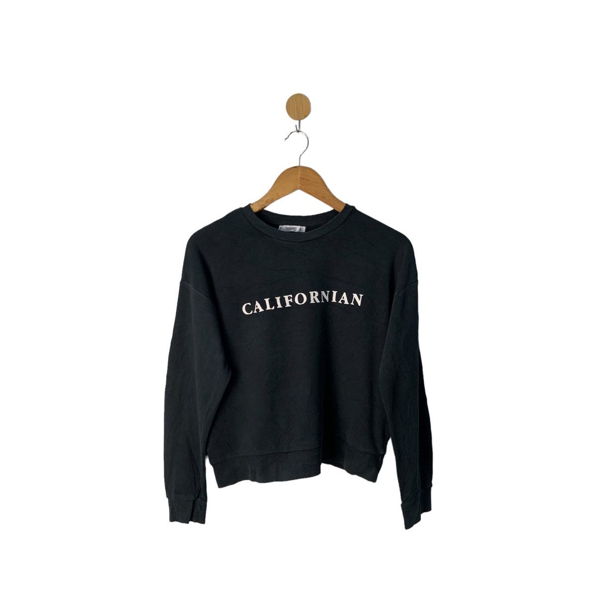 image of Mango Sweatshirt Californian in Black, Women's (Size Medium)