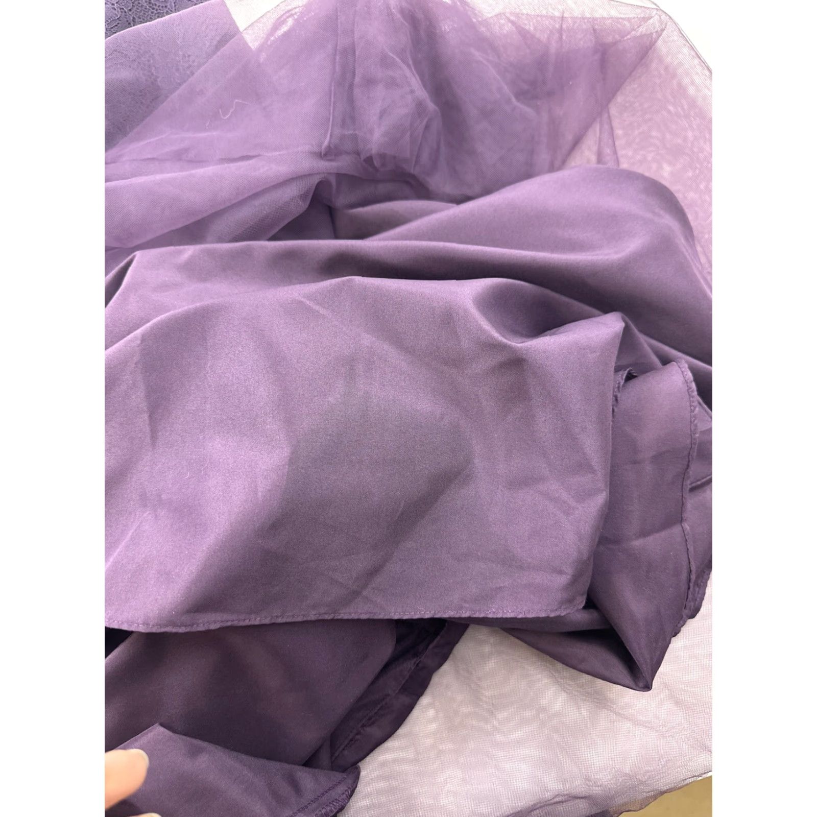 Vintage David’s Bridal Dress Women’s 2 Plum Purple Sleeveless Lace Bridesmaid Dress Size XS / US 0-2 / IT 36-38 - 3 Thumbnail