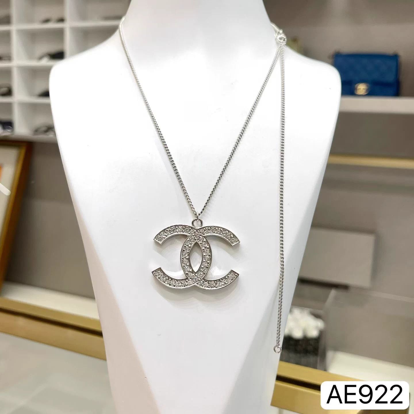 Chanel Chanel Double C Crystal Adjustable Necklace 44-61cm Size ONE SIZE - 1 Thumbnail