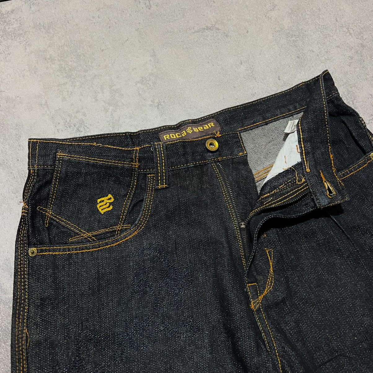 Rocawear Rocawear Wrap Around Embroidery Raw Denim Jeans Size US 32 / EU 48 - 3 Thumbnail