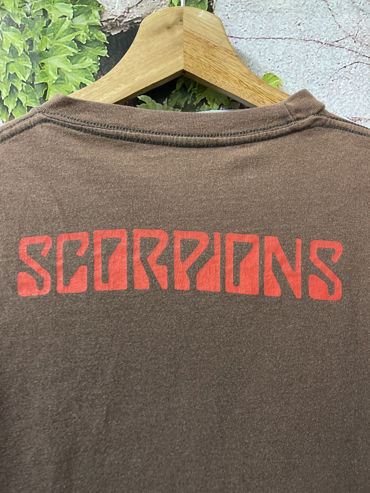 Band Tees BAND TEES SCORPIONS SUN FADED T-SHIRT VERY RARE Size US S / EU 44-46 / 1 - 2 Thumbnail
