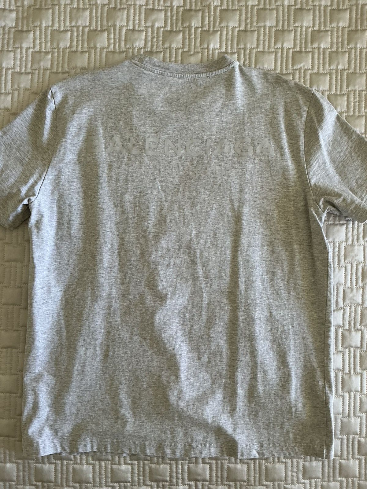 Balenciaga Balenciaga Gray Back Logo T-shirt size XL Size US XL / EU 56 / 4 - 2 Thumbnail