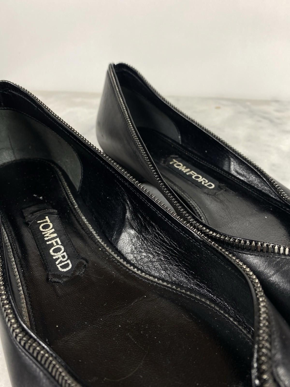 Tom Ford Tom Ford Black Leather Ballet Flats with Zipper Trim Size US 12 / IT 42 - 2 Thumbnail