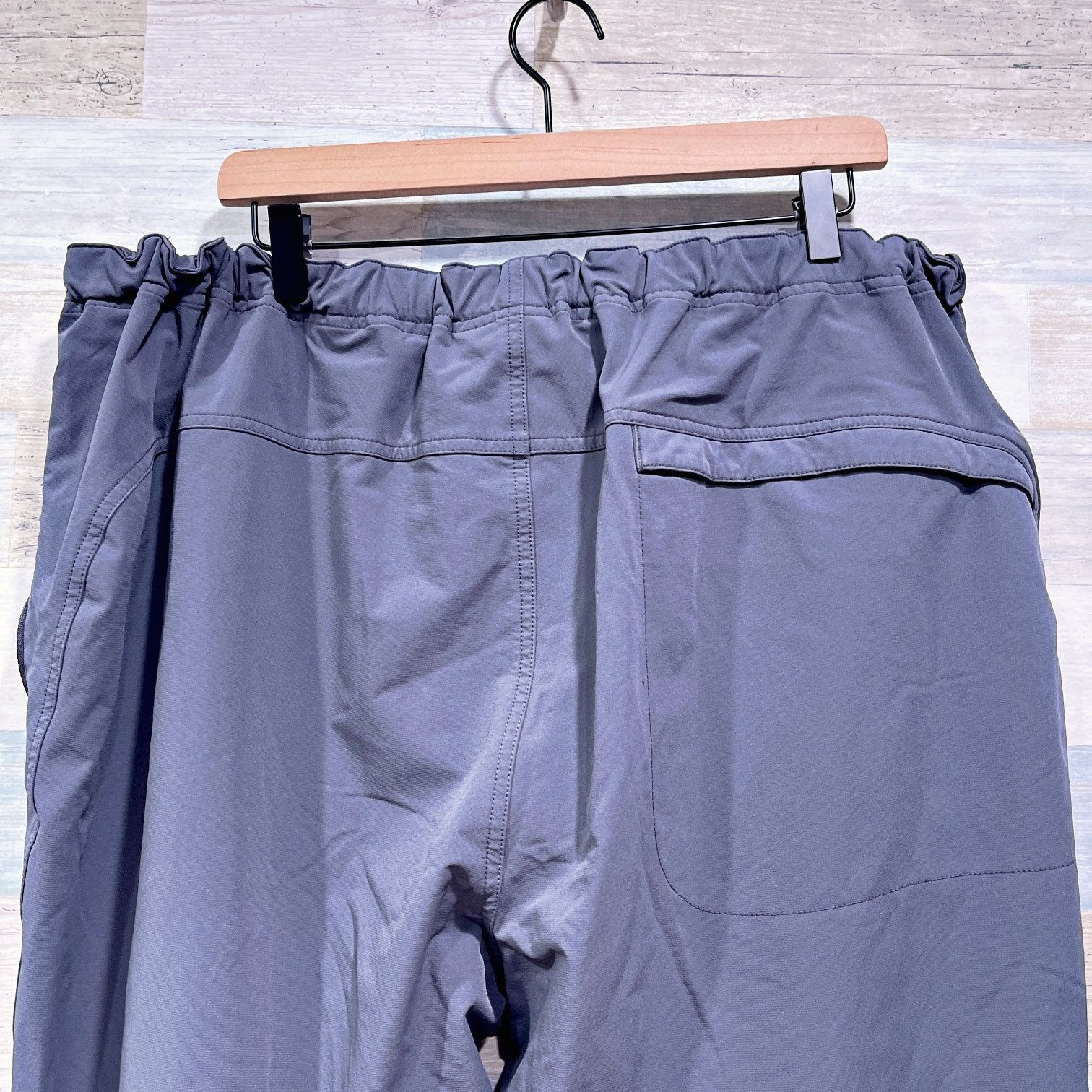 Cabelas Cabelas Nylon Belted Hiking Pants Black Lightweight Mens 3XL Size US 44 / EU 60 - 3 Thumbnail