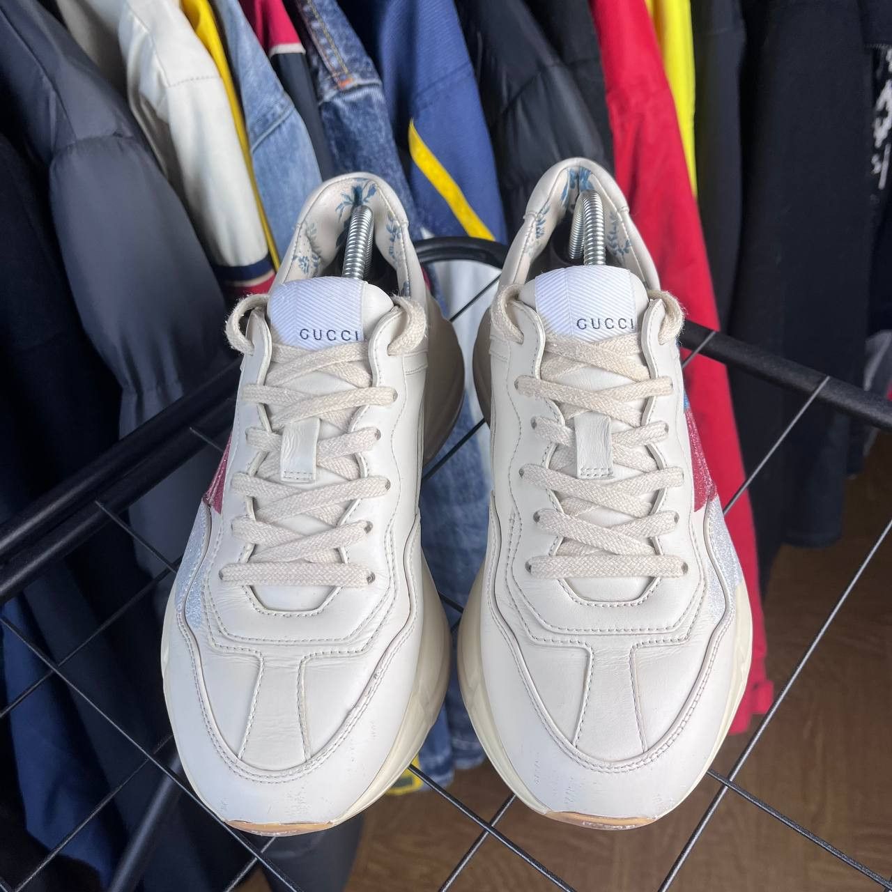 Gucci Gucci Rhyton White/Red/Blue Stripe Ivory Sneakers Size 36 Size US 6 / IT 36 - 5 Thumbnail