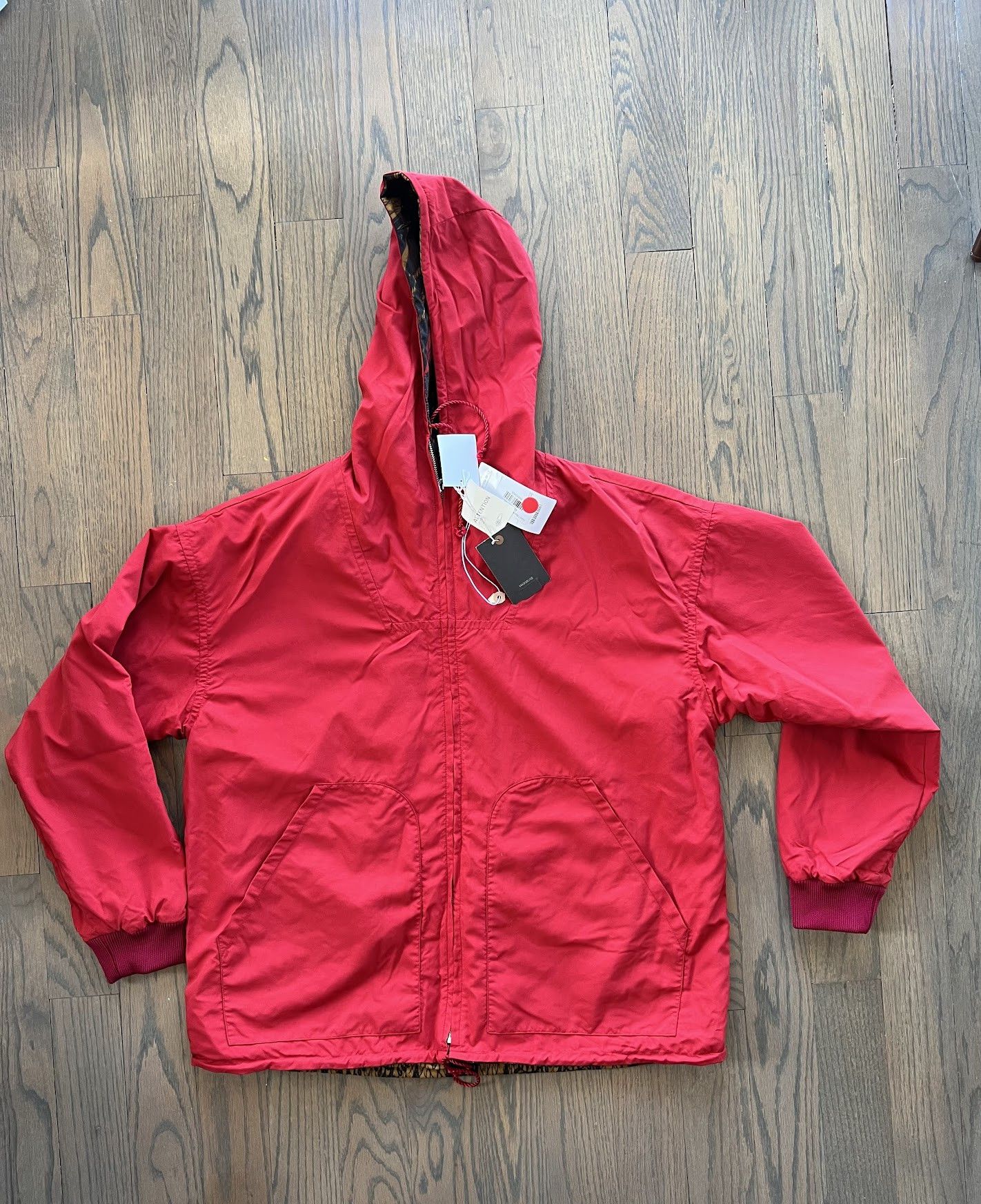Beams Plus Beams Plus Red Hooded Reversible Jacket NWT Size US XL / EU 56 / 4 - 1 Thumbnail