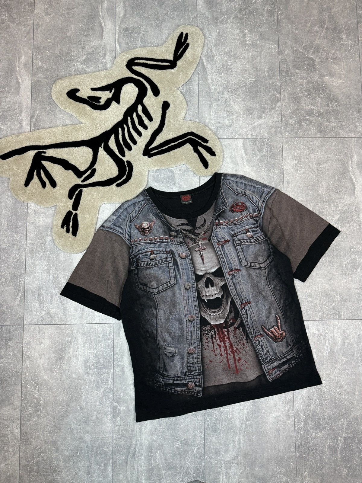 Japanese Brand × Vintage Mens Vintage Spiral T-shirt tee all print skull biker y2k Size US XXL / EU 58 / 5 - 1 Thumbnail