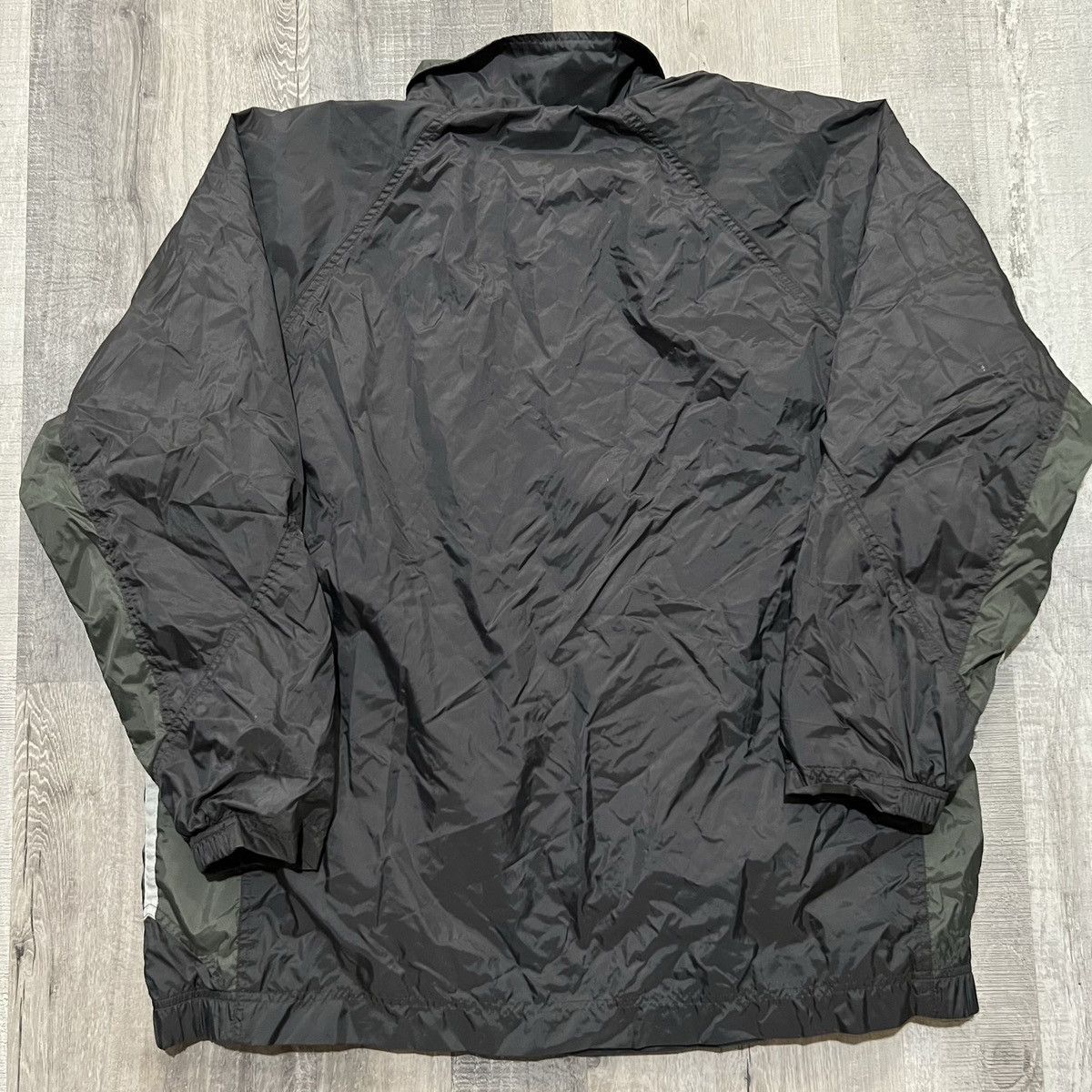 Nike × Vintage VTG Nike 90s White Tag Black Full Zip Windbreaker Jacket Size US XL / EU 56 / 4 - 3 Thumbnail