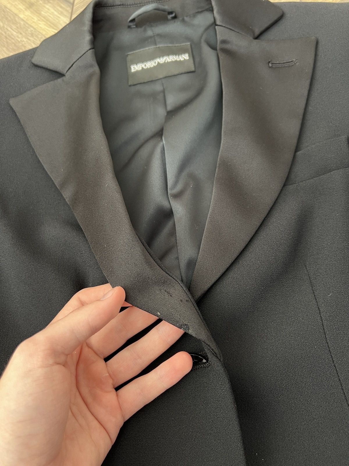 Emporio Armani Vintage Emporio Armani Women’s Black Cropped Tuxedo Blazer Size XS / US 0-2 / IT 36-38 - 11 Thumbnail