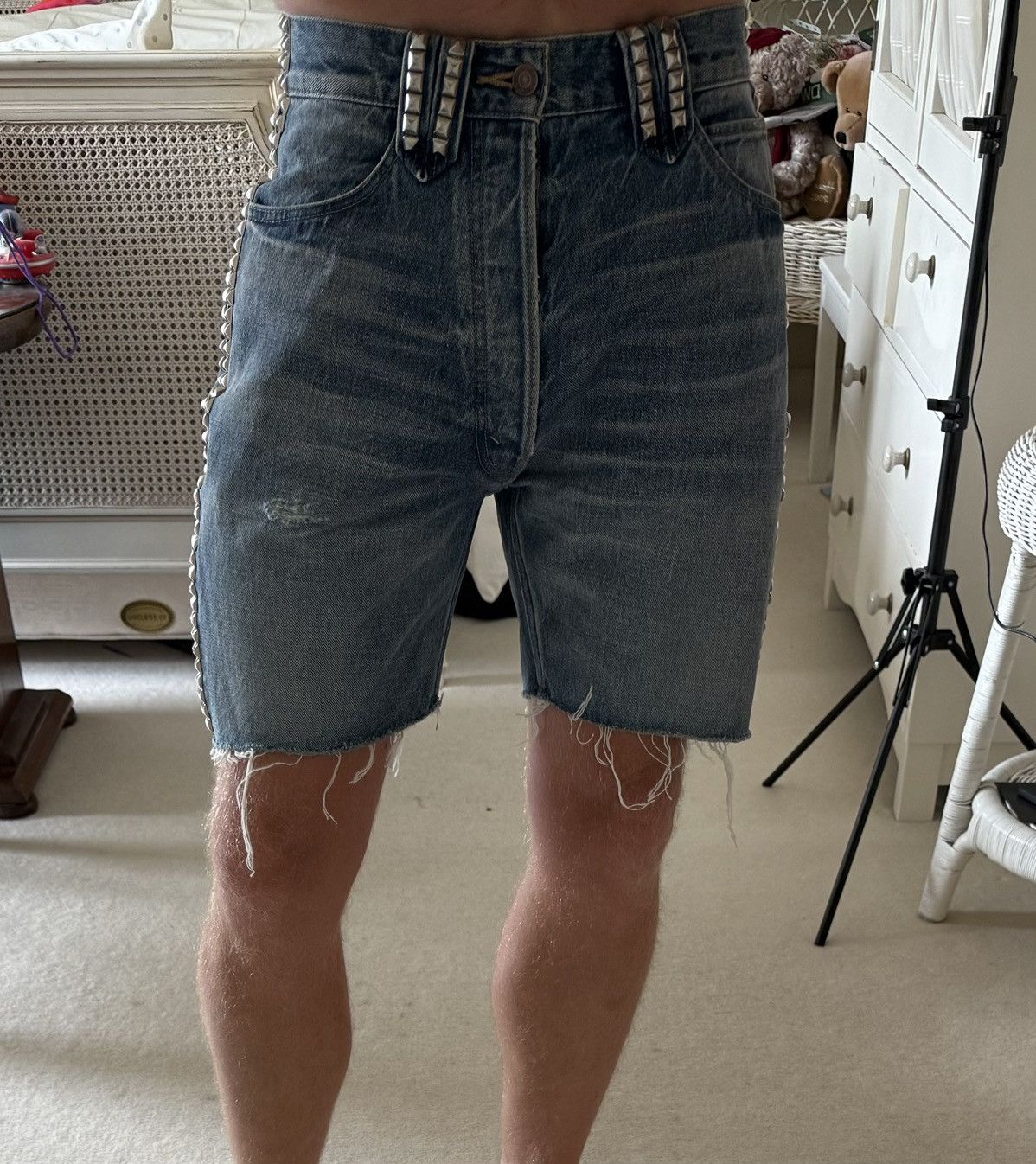 Celine SS24 Celine studded Zuma wash raw hem jean shorts Hedi 30 31 Size US 30 / EU 46 - 8 Thumbnail
