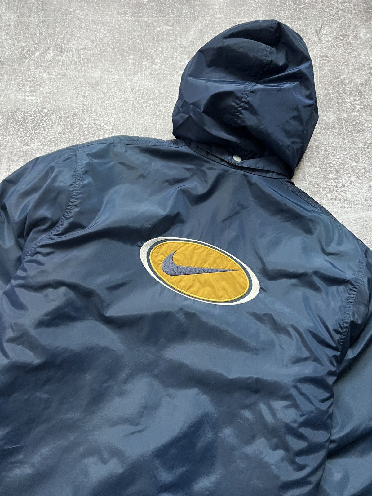 Nike Nike Vintage Jacket Big Logo Cental Swoosh Streetwear Size US XL / EU 56 / 4 - 12 Thumbnail