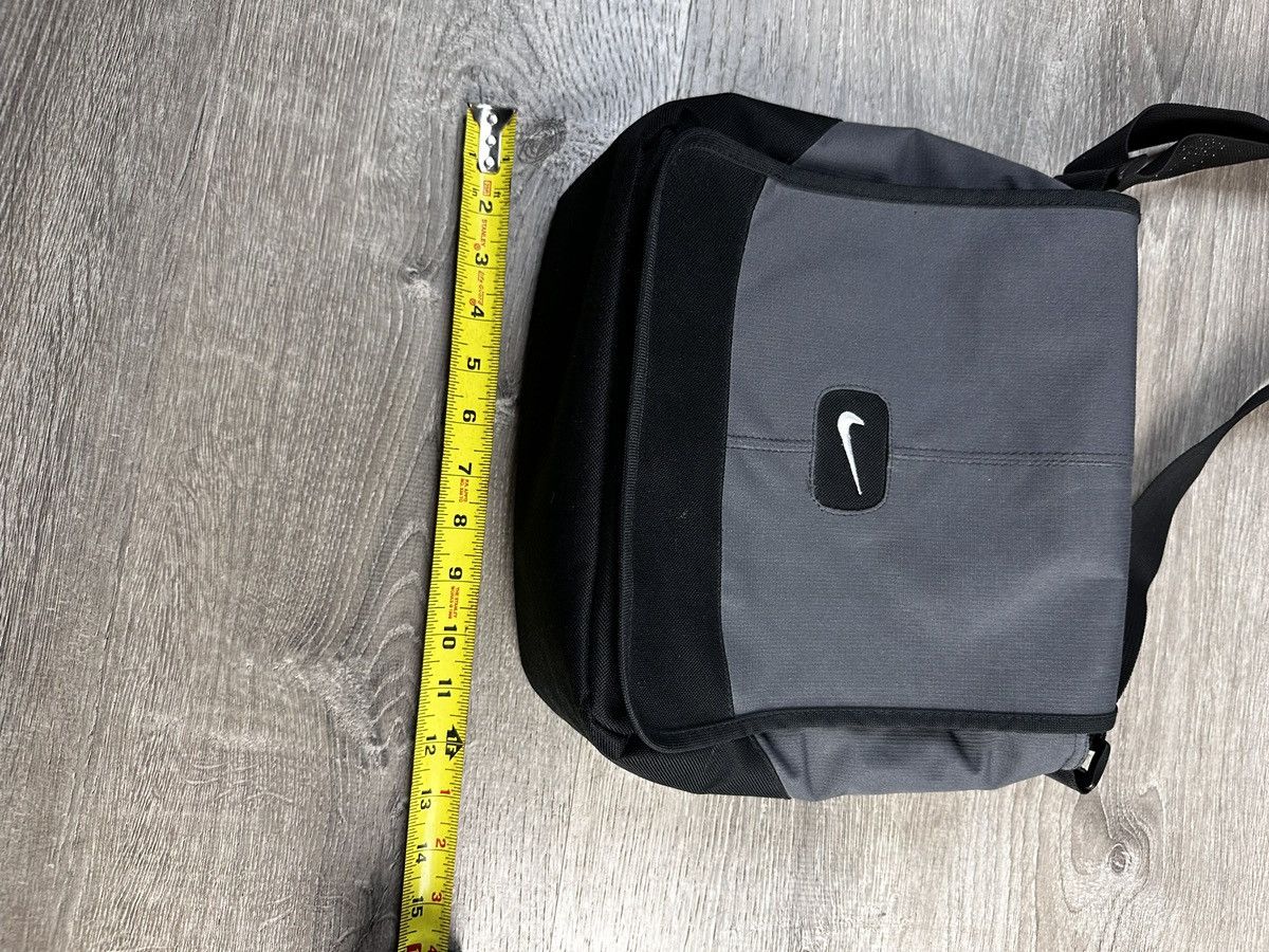 Nike × Vintage Vintage Y2K Nike Cross Body Bag Size ONE SIZE - 6 Thumbnail