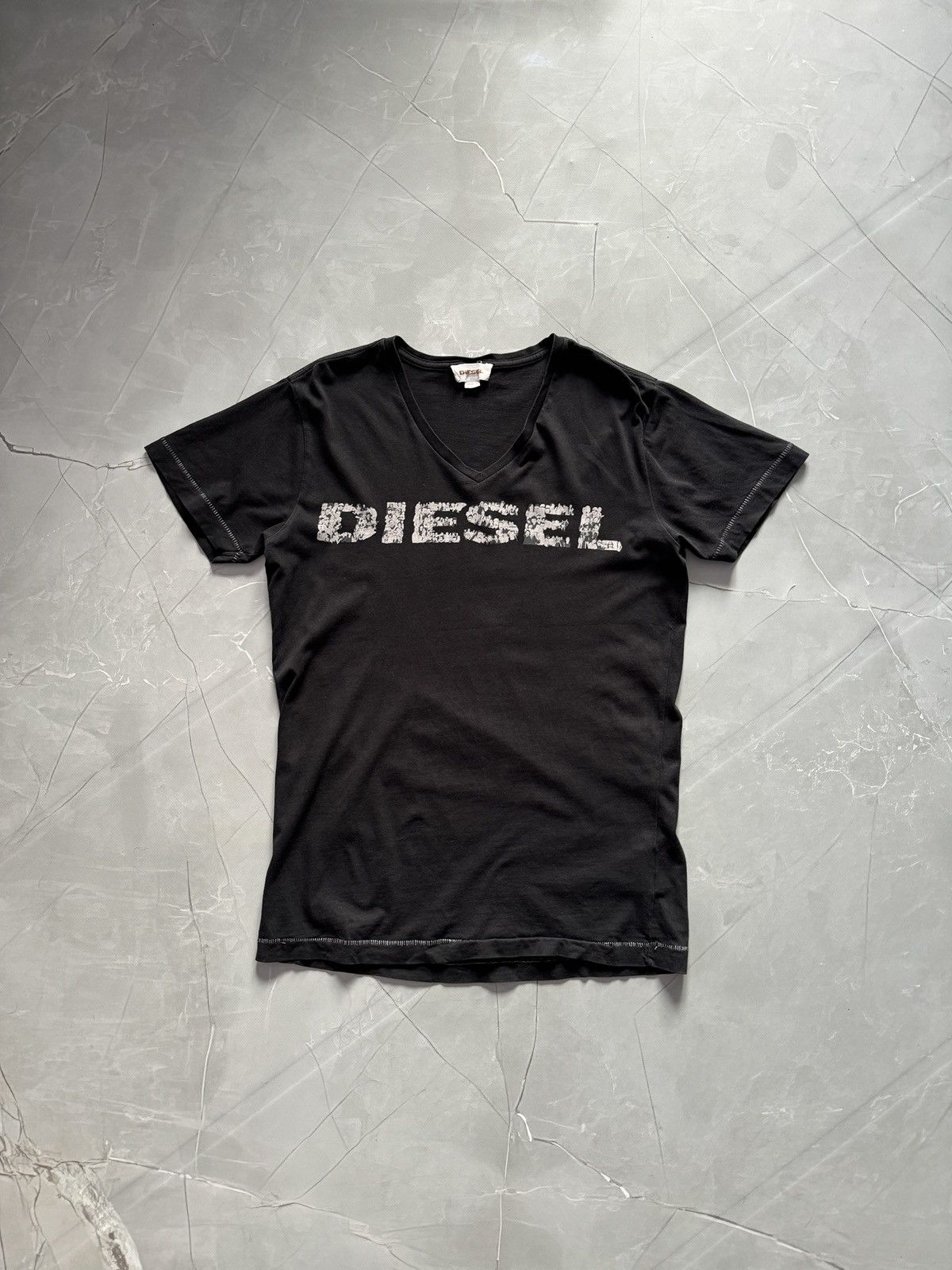 Diesel Vintage Y2K Diesel Big Logo V-Neck Tee Size US M / EU 48-50 / 2 - 1 Thumbnail