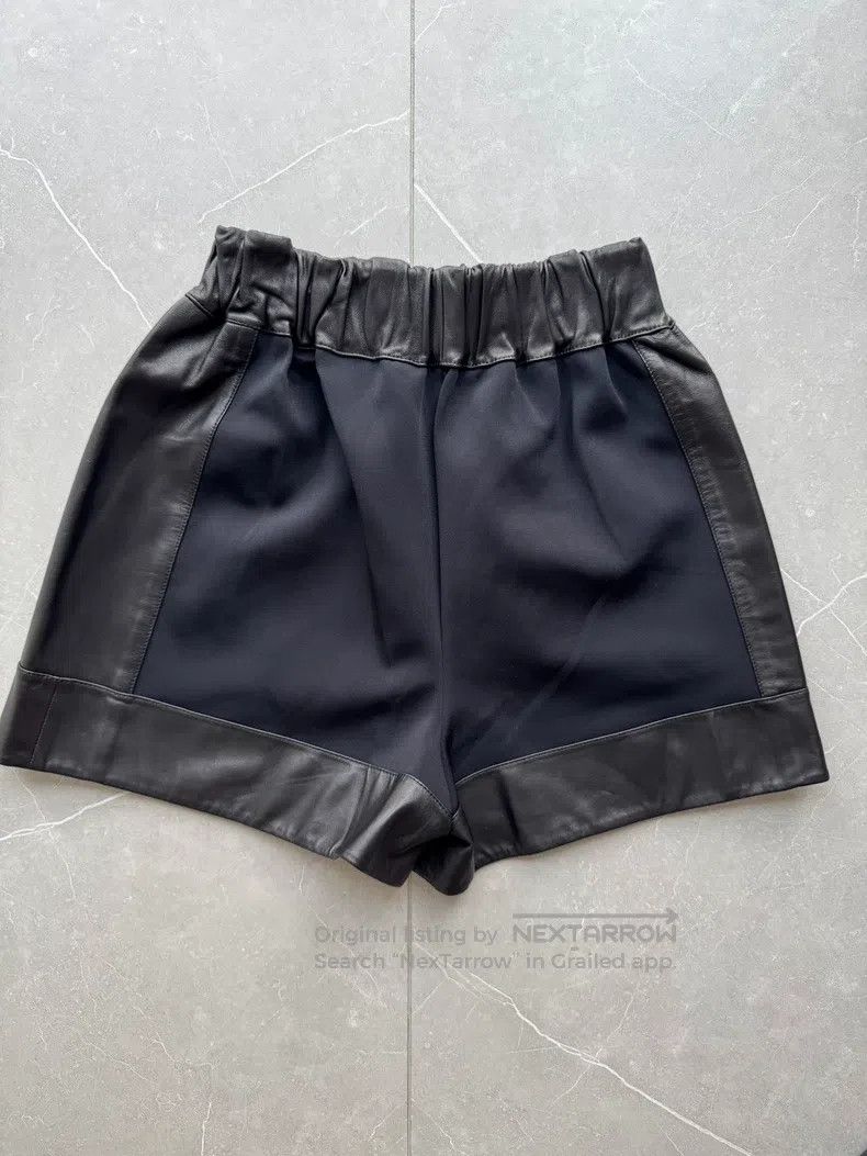 Givenchy Givenchy SizeS Black Suit Shorts Size 34 Waist 66 Hips 9 Size US 29 - 2 Thumbnail