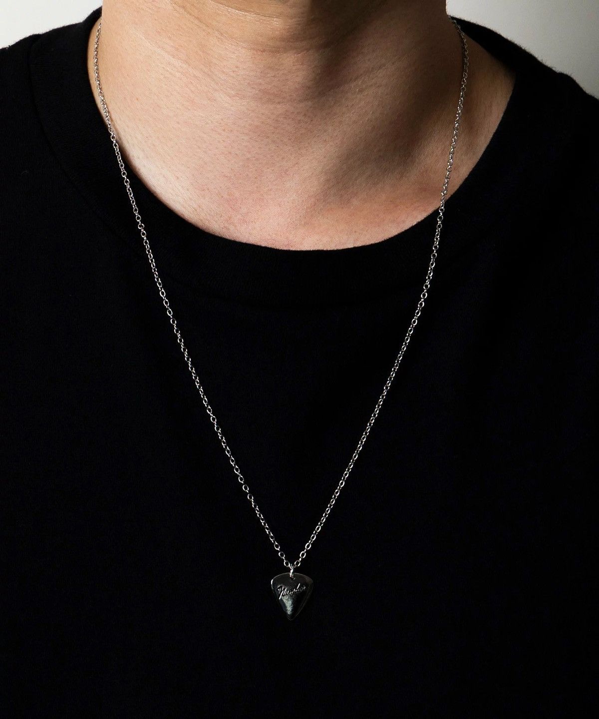 Number (N)ine Number nine guitar pick necklace Size ONE SIZE - 4 Thumbnail