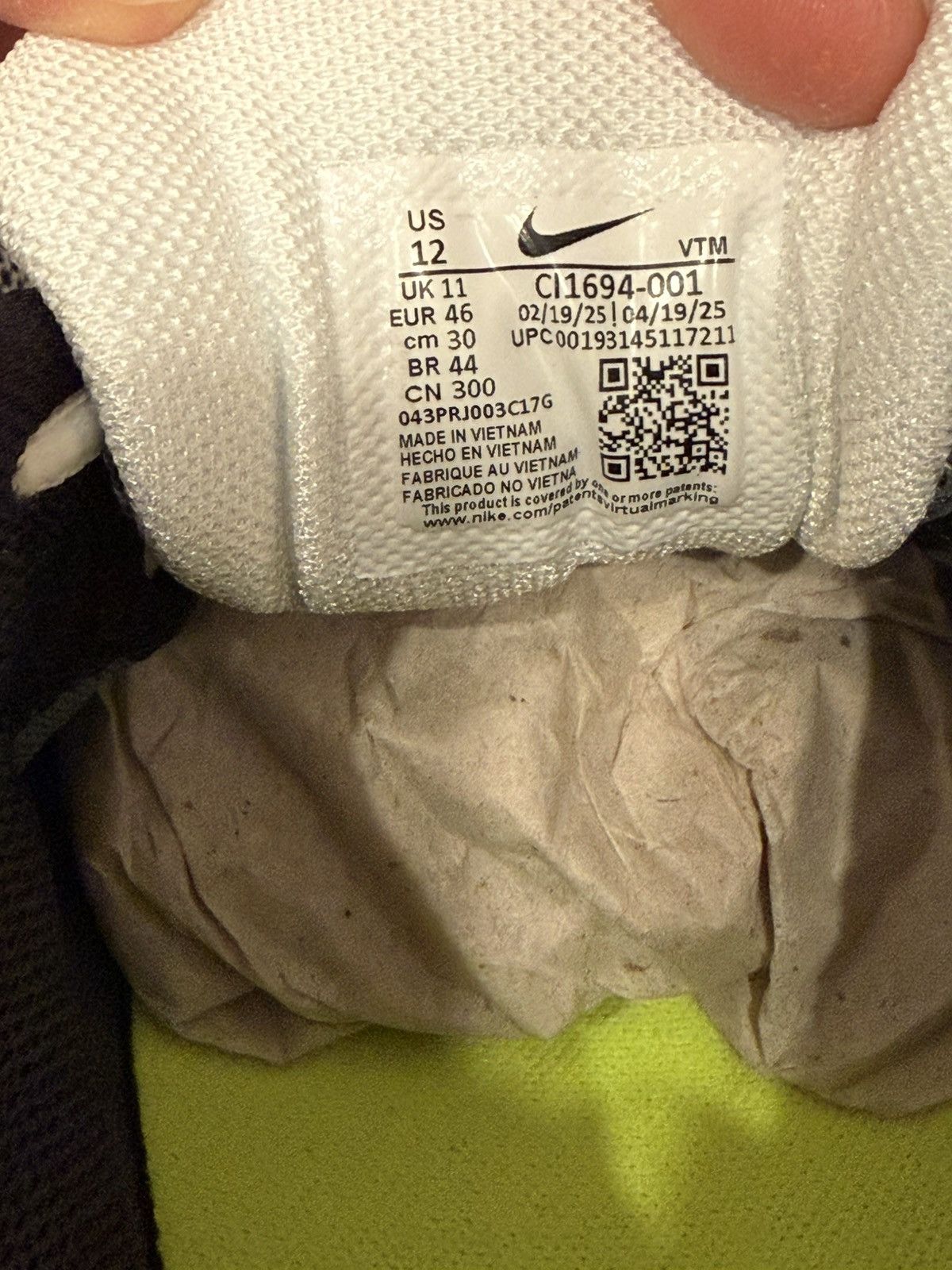 Nike Nike Air Zoom Vomero 5 SE SP Dark Grey Black White Size 12 Size US 12 / EU 45 - 8 Thumbnail