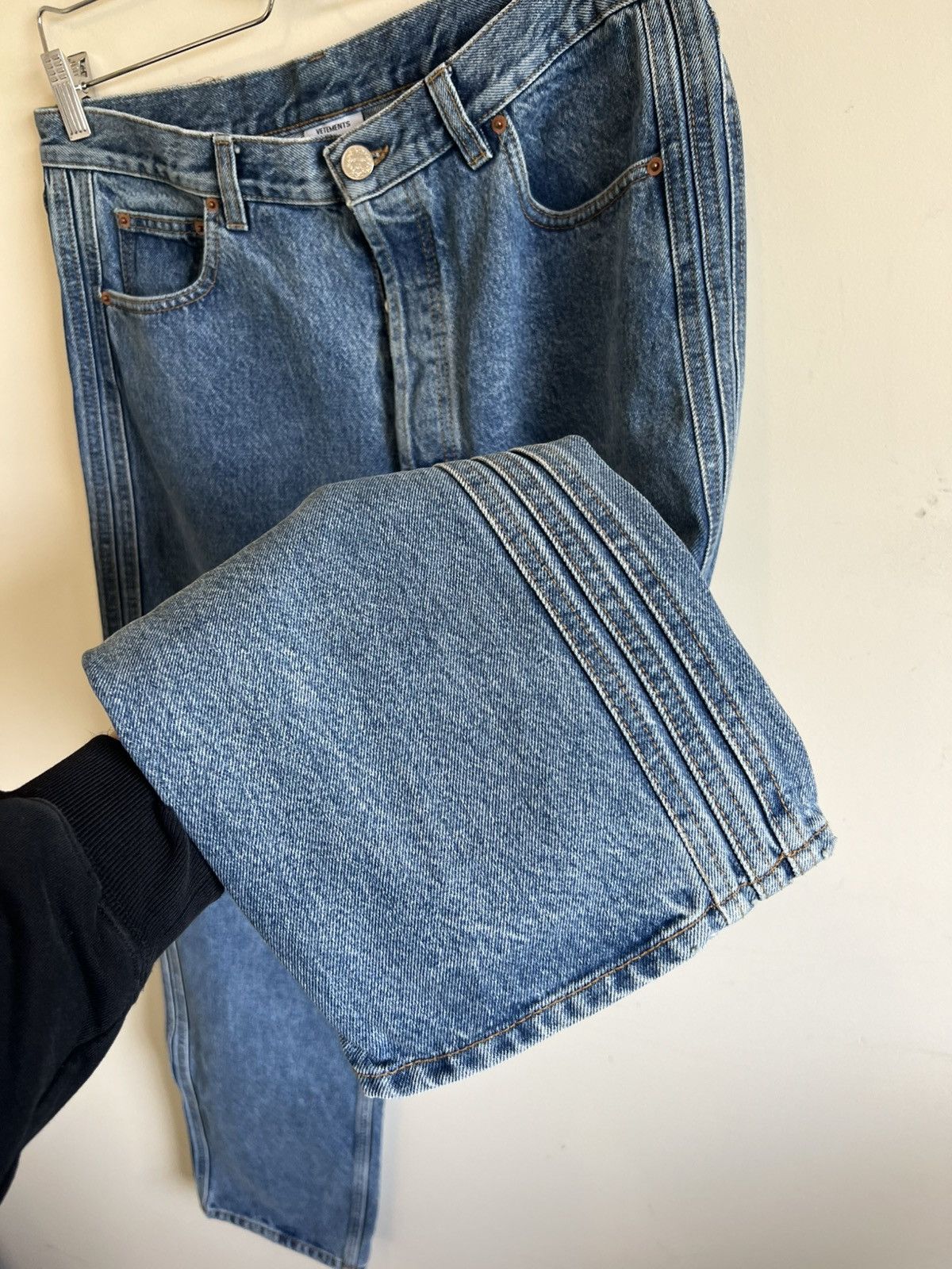 Vetements Vetements Denma Era Jeans Denim Pants Gvaslavia Runway Size US 34 / EU 50 - 2 Thumbnail