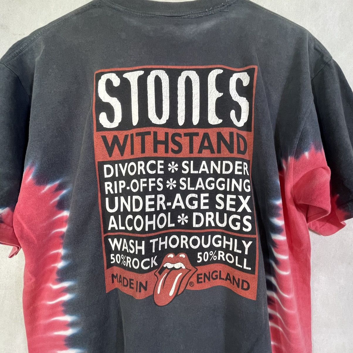 Band Tees Vintage Rolling Stones Withstand Fades Tie Dye Tee Size US L / EU 52-54 / 3 - 4 Thumbnail