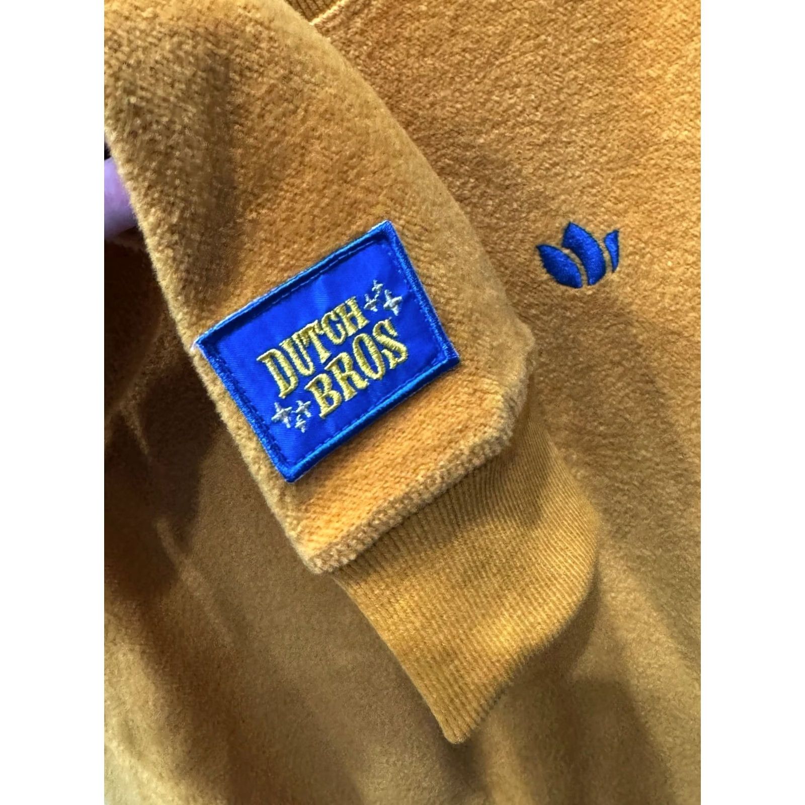 Velour Dutch Bros Coffee Velour Embroidered SWEATER Small S Gold Men XS? Size US S / EU 44-46 / 1 - 6 Thumbnail
