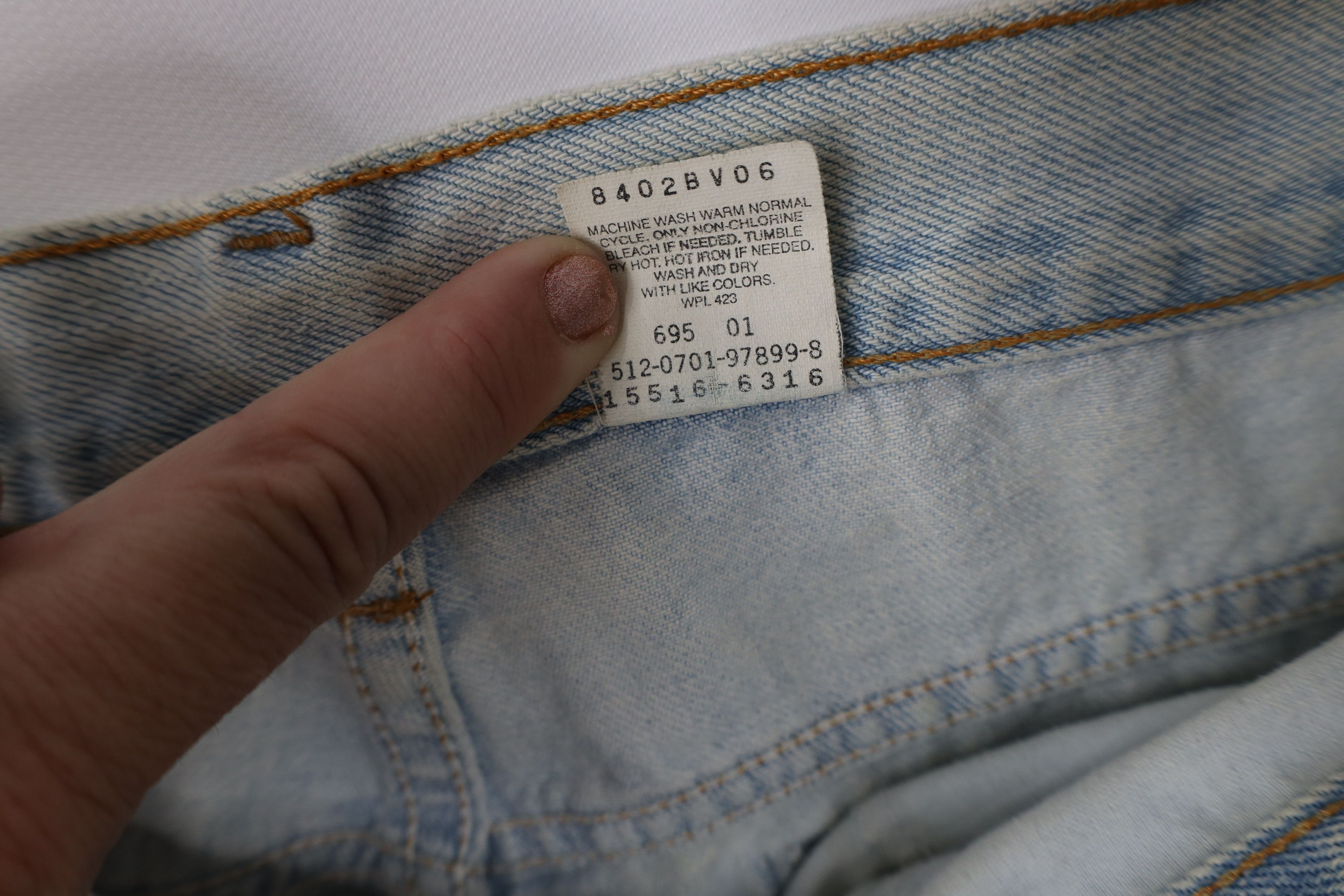 Levi's Vintage 90s Levis 515 Lower Rise Bootcut Wide Leg Jeans USA Size 34" / US 12 / IT 48 - 11 Thumbnail