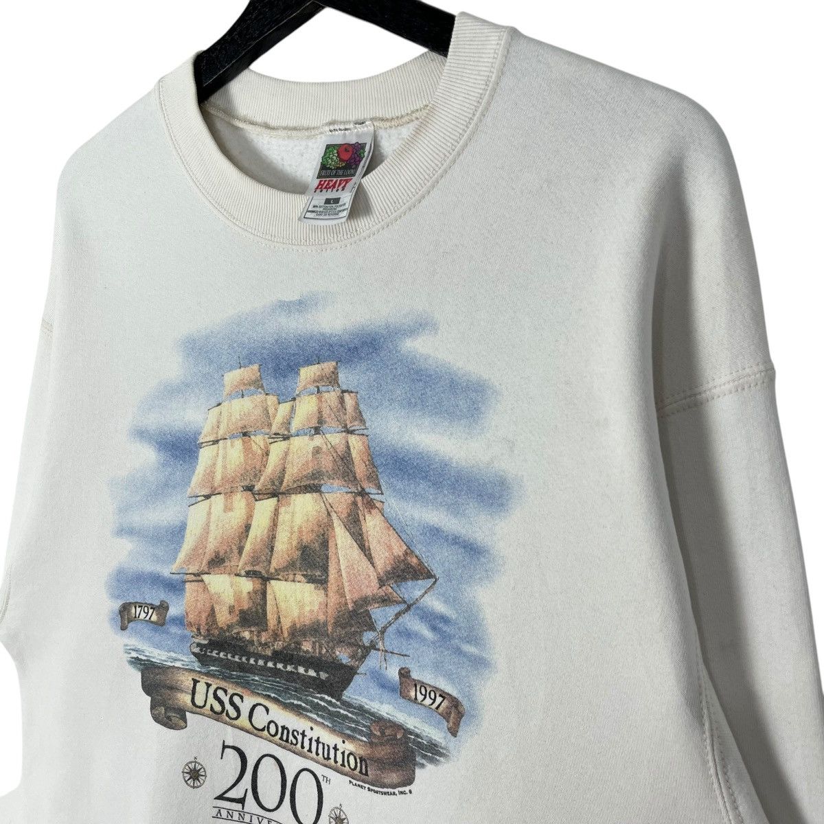 Vintage Vintage Sweatshirt USS Constitution Boston 200 Anniversary Size US L / EU 52-54 / 3 - 2 Thumbnail