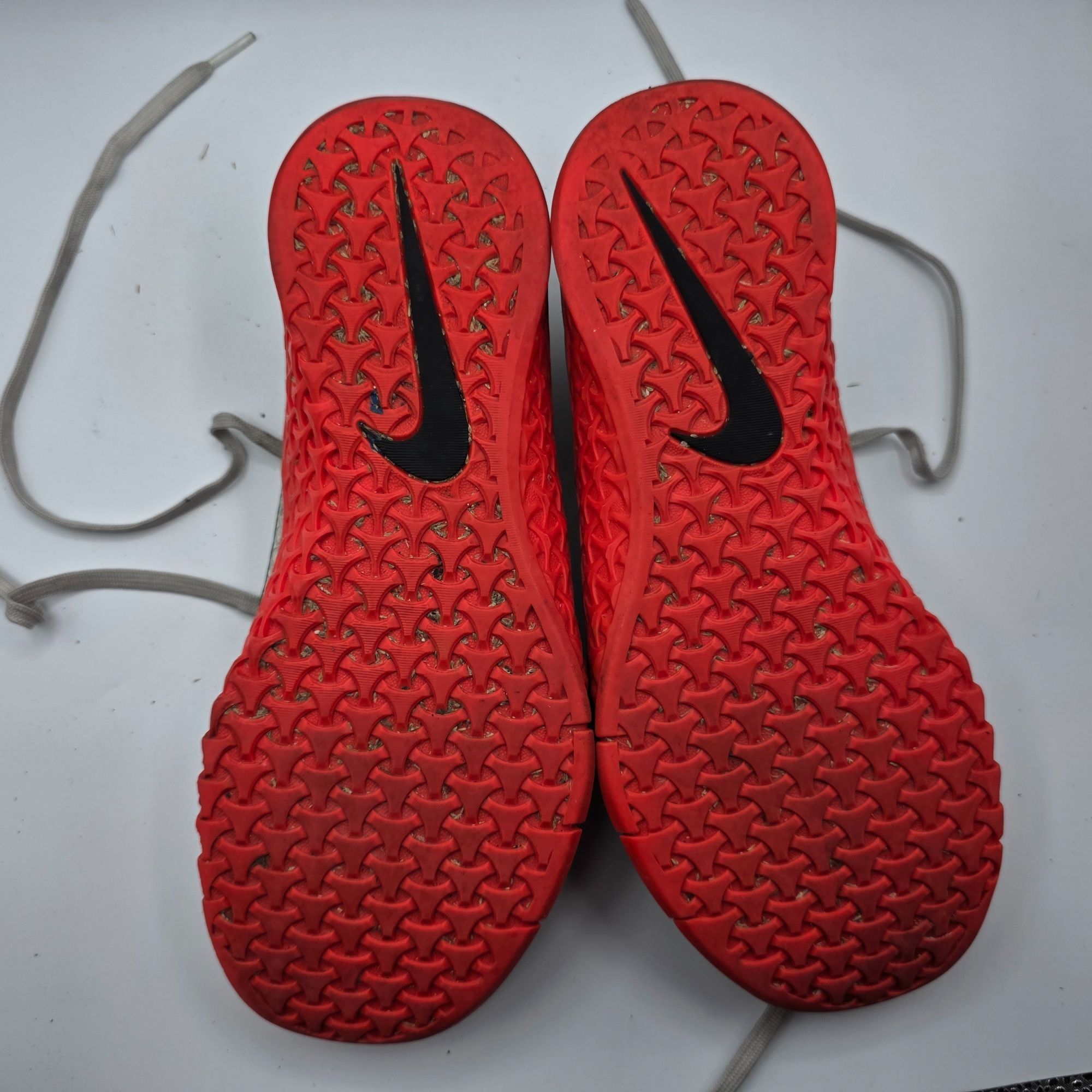 Nike Nike Metcon 4 XD Womens Size 7.5 White Red Blue Training Sho Size US 7.5 / IT 37.5 - 8 Thumbnail