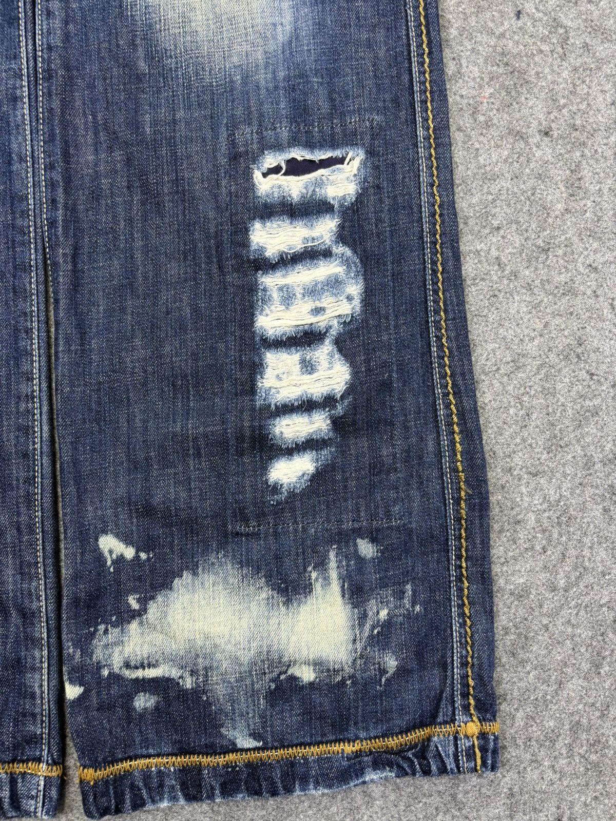 Japanese Brand 💥Heavy Distressed💥LB03 Mudwash Loose Soft Denim F897 Size US 29 - 5 Thumbnail