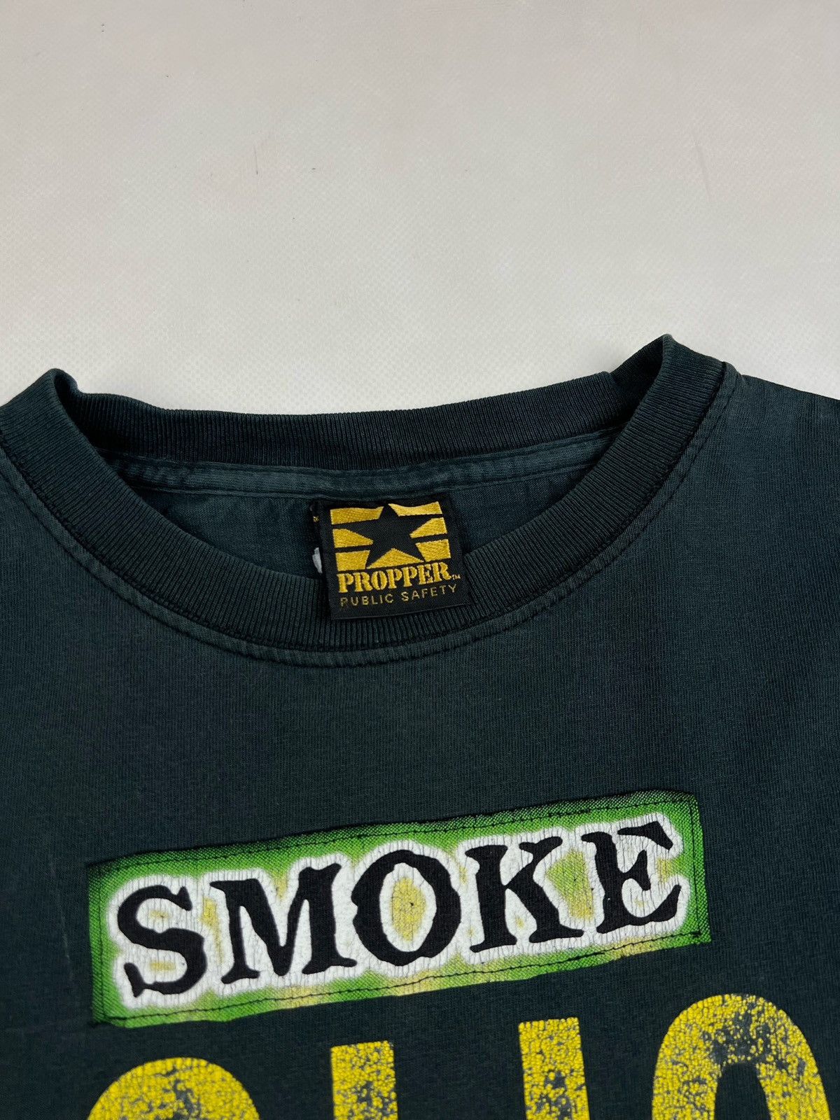 Vintage Vintage Smoke police T-shirt cannabis like Marlboro faded Size US L / EU 52-54 / 3 - 5 Thumbnail