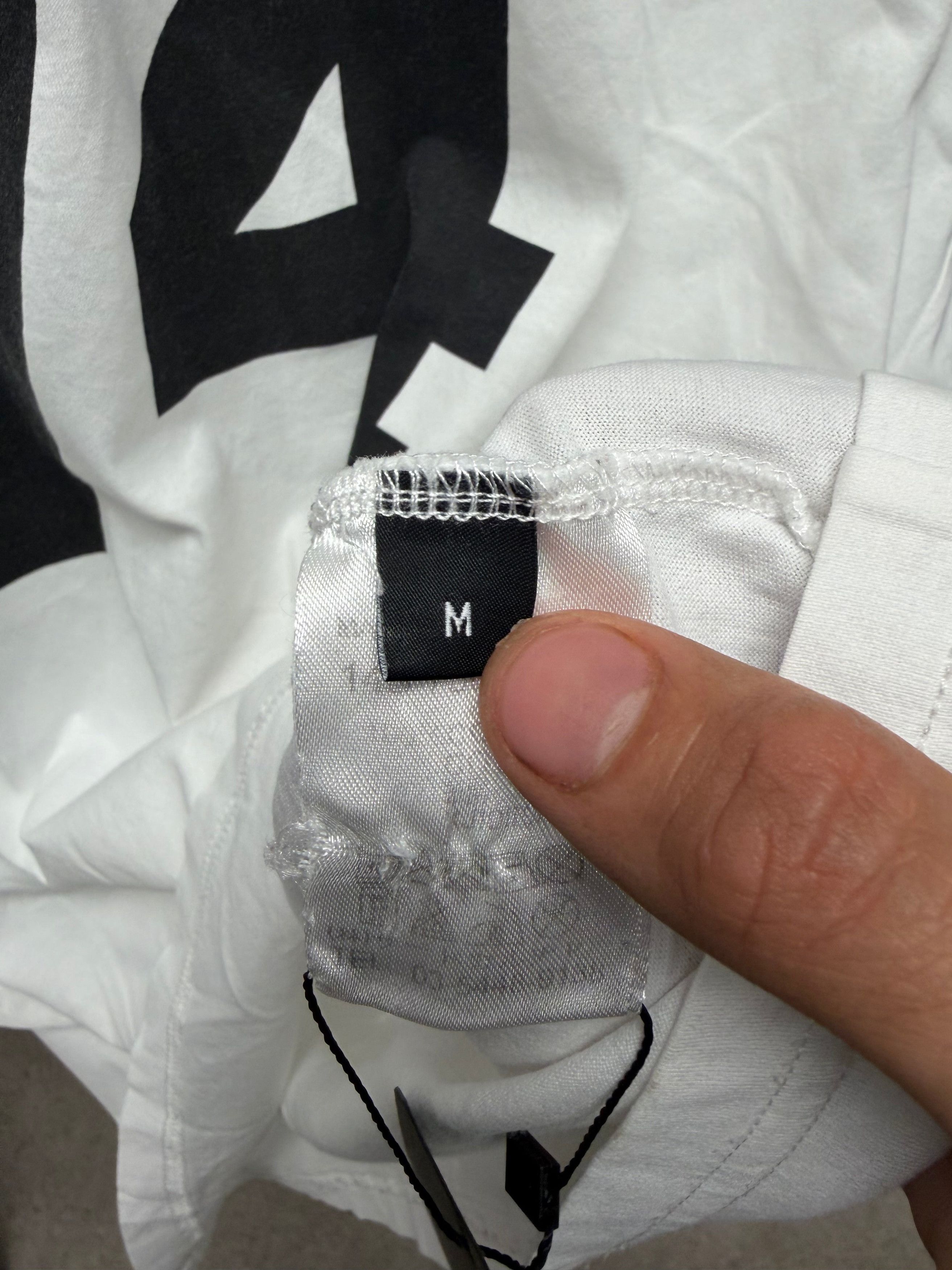 Givenchy SS2014 Givenchy ‘Favelas’ Football Jersey Graphic T-Shirt Size US M / EU 48-50 / 2 - 5 Thumbnail