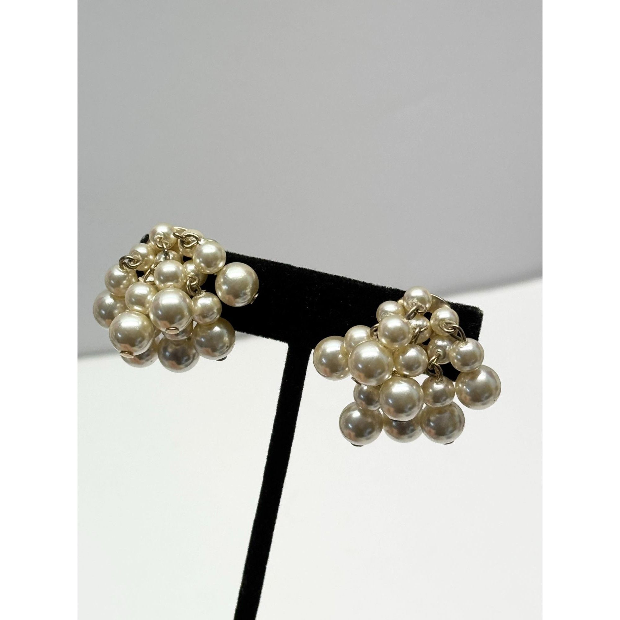 Vintage Vintage faux pearl dangle cluster earrings Size ONE SIZE - 2 Thumbnail