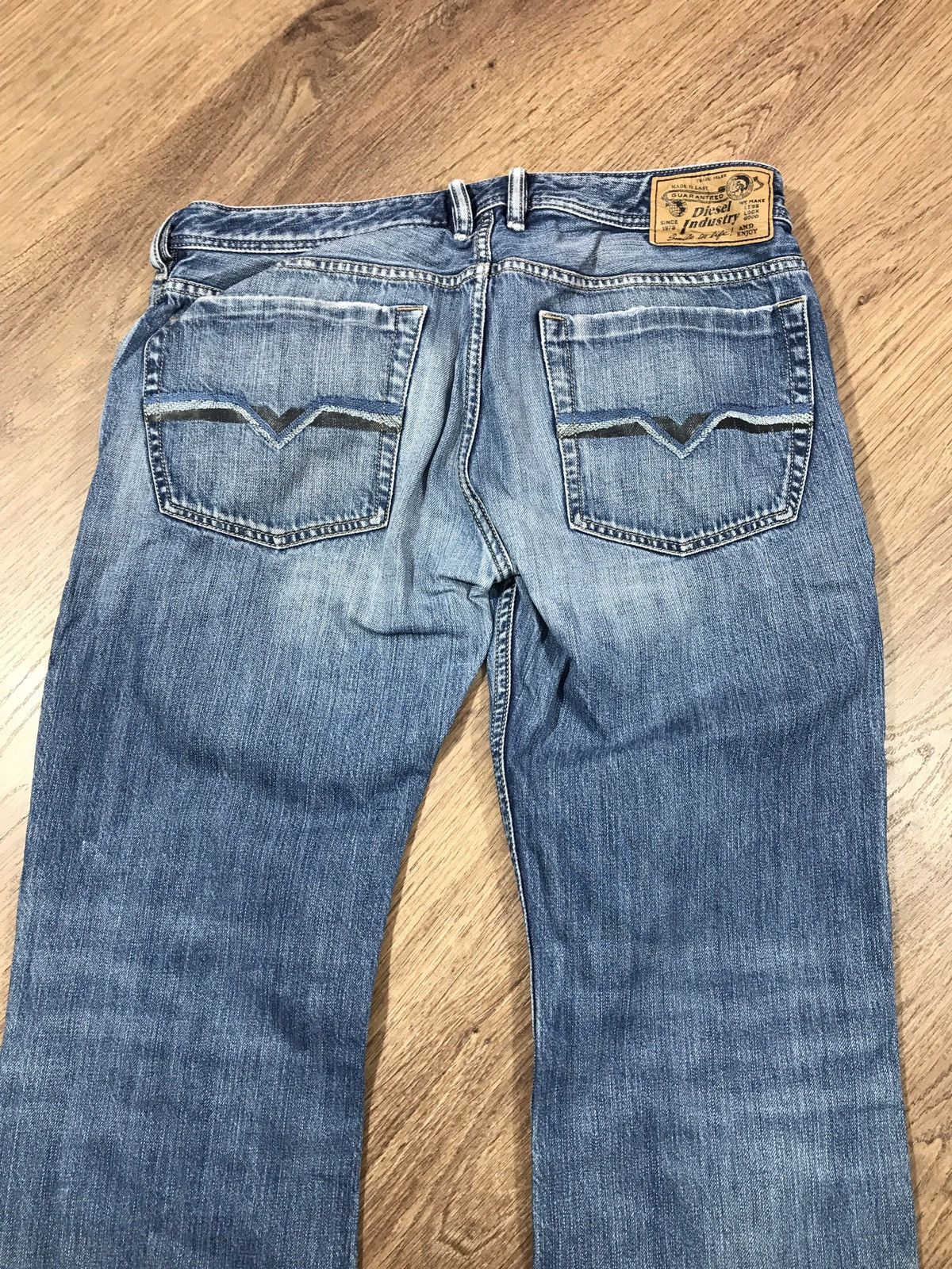 Diesel Diesel Vintage Distressed Denim Pants Jeans Size US 33 - 14 Thumbnail