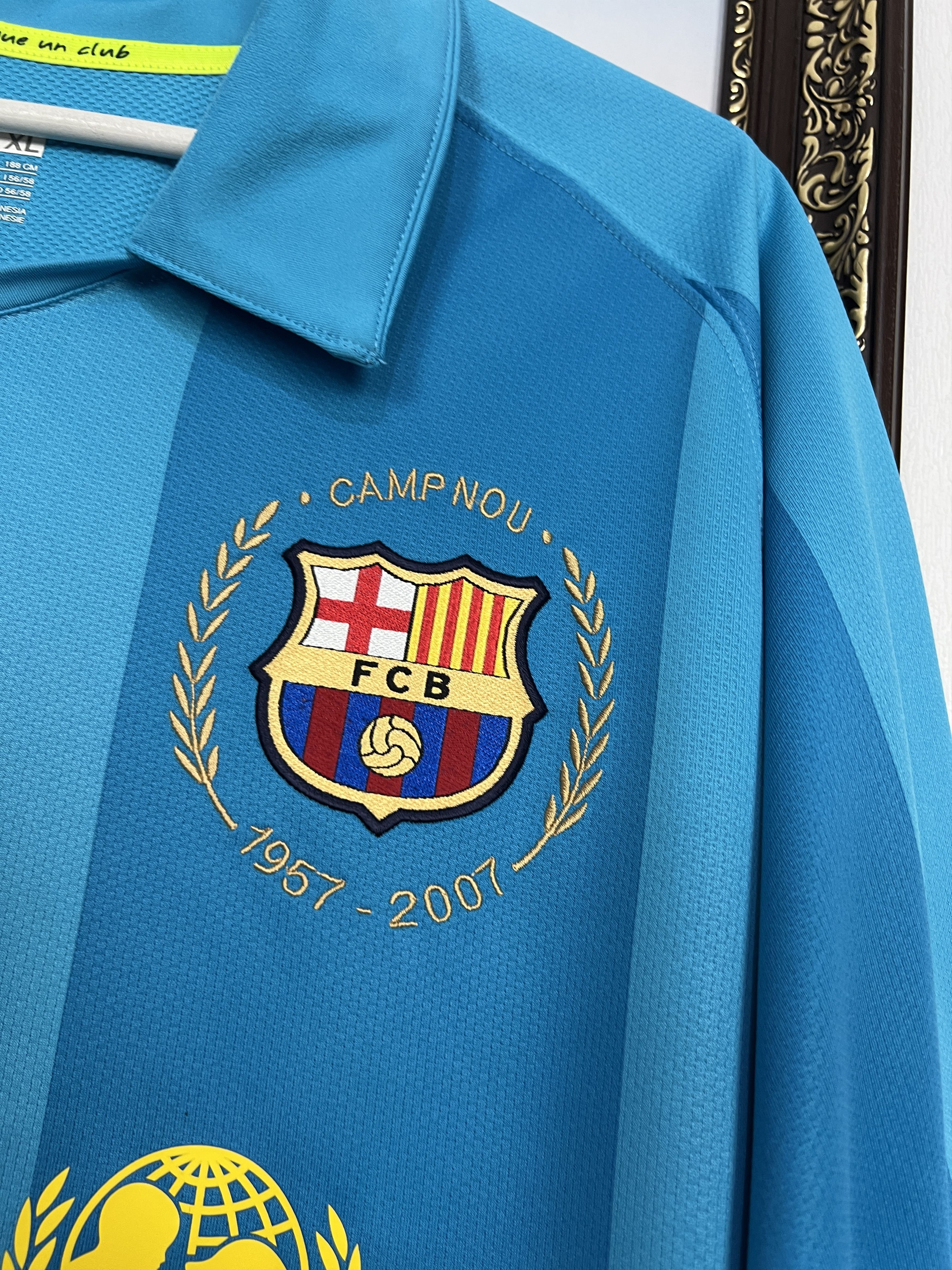 Nike Barcelona Away Football shirt 2007 Soccer Nike Blue Jersey Size US XL / EU 56 / 4 - 4 Thumbnail